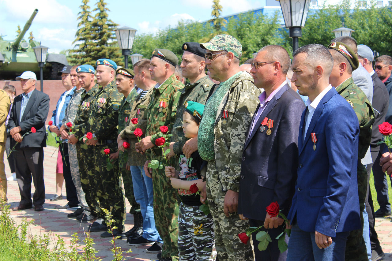 Хәрби хәрәкәтләрдә катнашкан райондашларыбызны искә алу чарасыннан репортаж