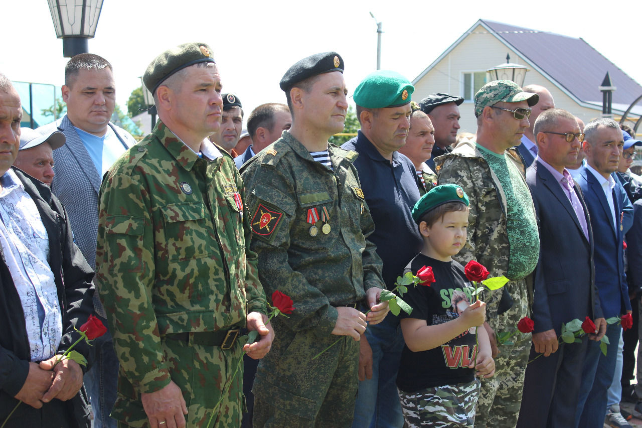 Хәрби хәрәкәтләрдә катнашкан райондашларыбызны искә алу чарасыннан репортаж