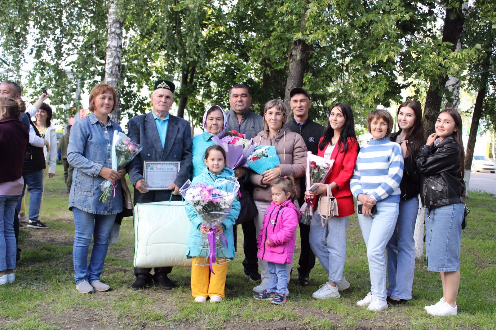 Гаилә, мәхәббәт һәм тугрылык көне алдыннан районыбызның 14 гаиләсе хөрмәтләнде (+видео, +фоторепортаж)