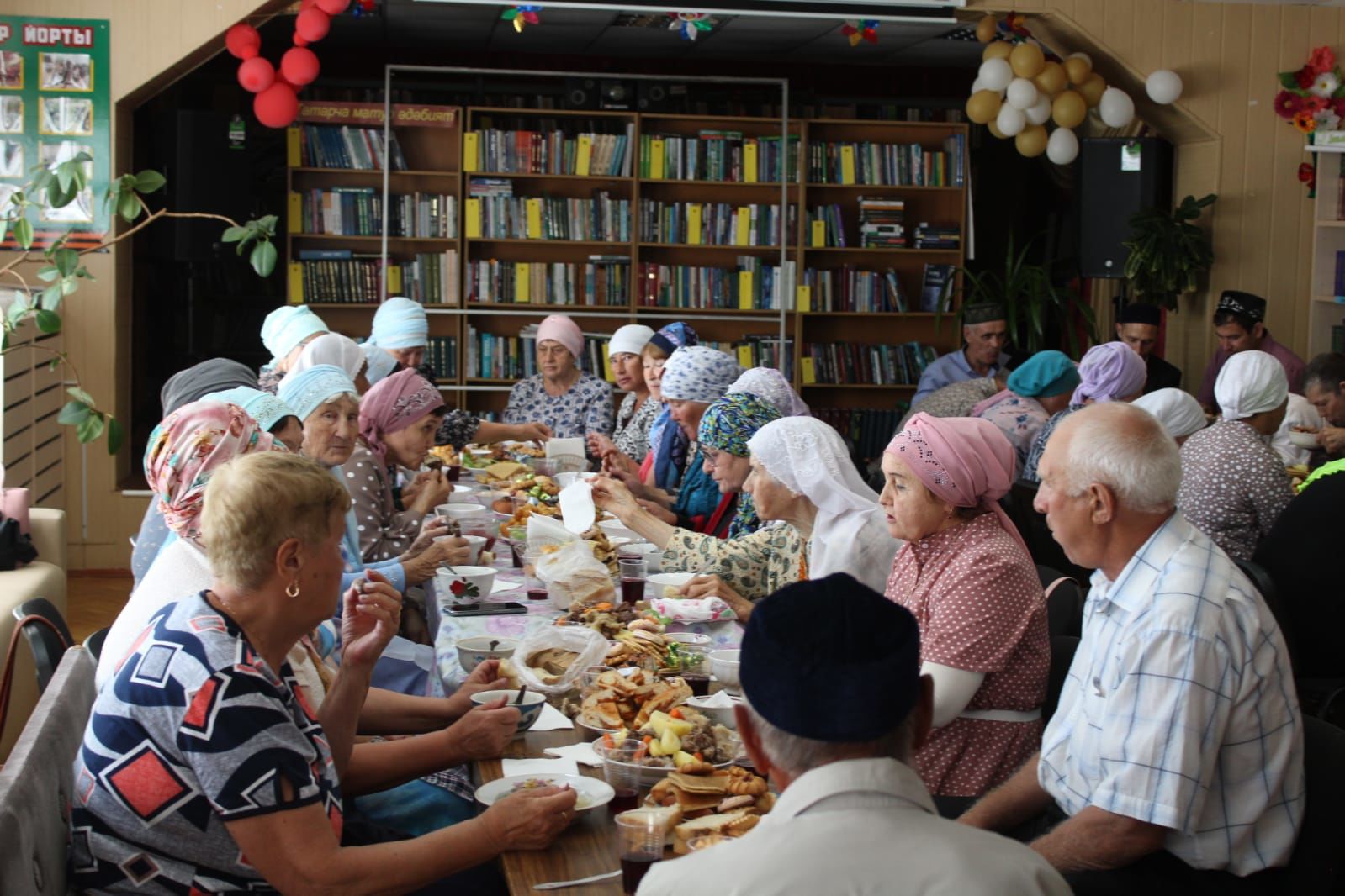 Изге бәйрәмебез - Корбан гаете көнне район үзәгендә 3 урында корбан итеннән әзерләнгән аш мәҗлесләре узды (+фоторепортаж)