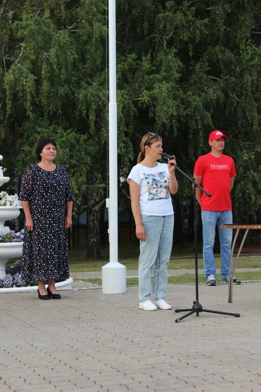 "Бүләк" лагереның өченче агымы пионериянең 100 еллыгына багышланды (ФОТО, ВИДЕОРЕПОРТАЖ)