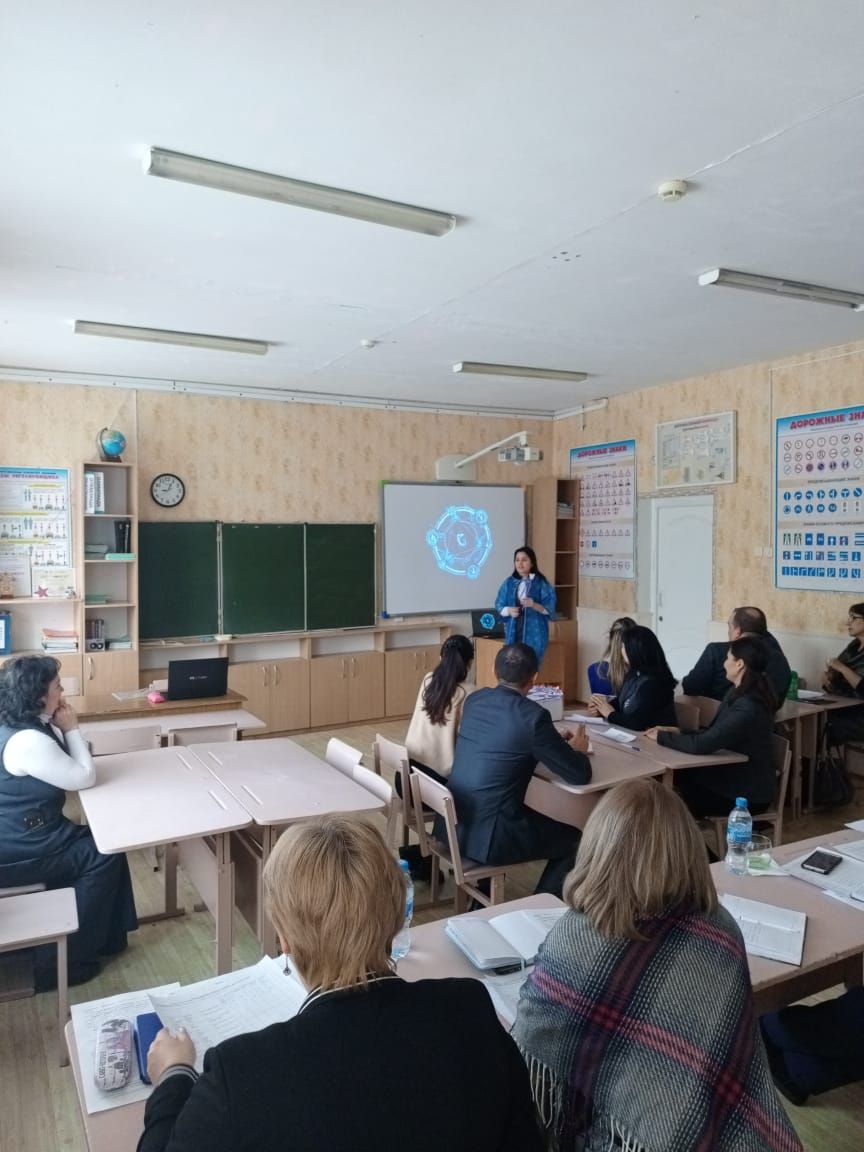 Районыбыз мөгаллимнәре «Ел укытучысы» республика бәйгесенә әзерләнә