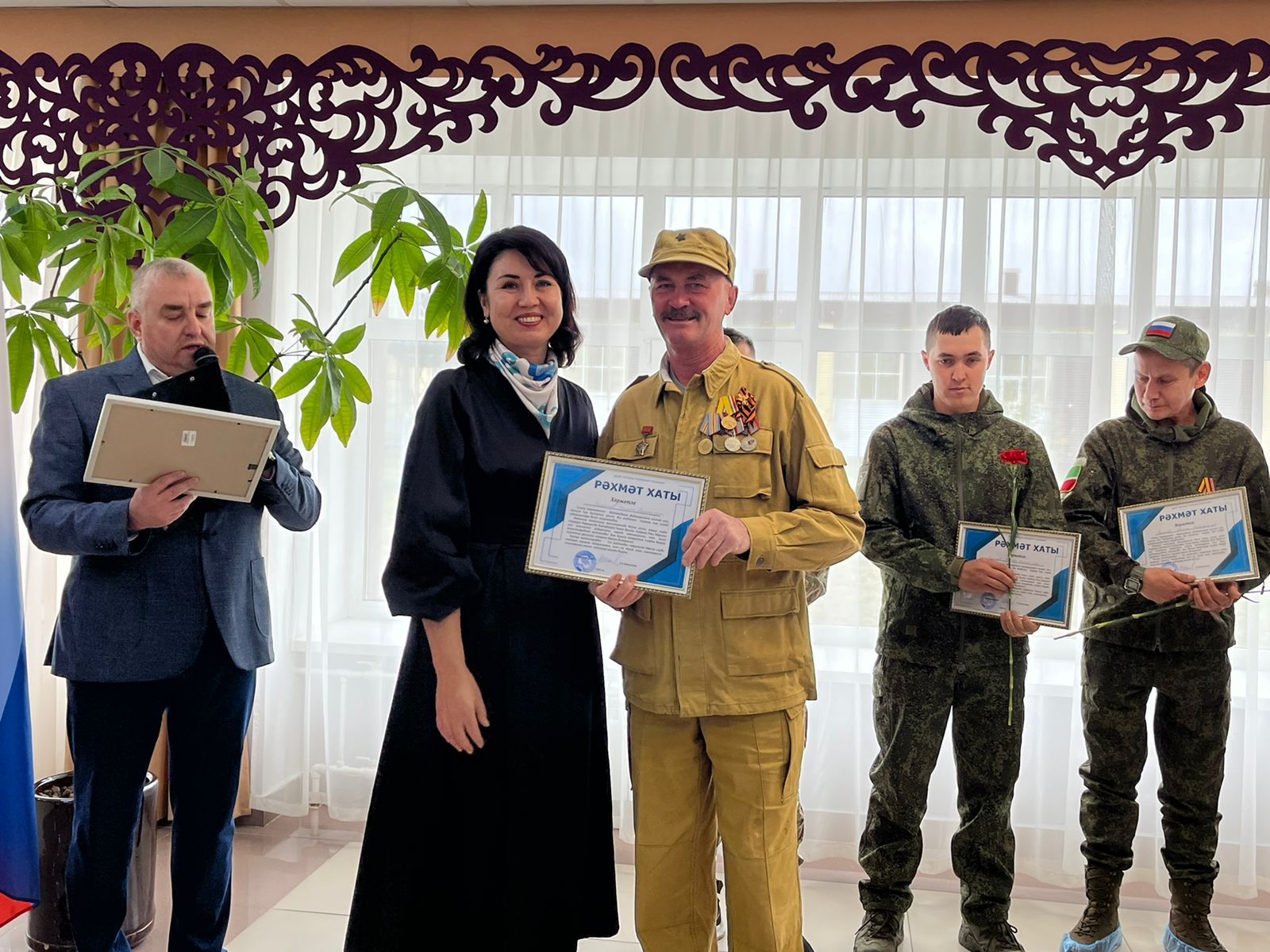 «Ягез әле, егетләр!»: Технология техникумында СВОда һәлак булган Раил Надриев истәлегенә ярыш узды (фотолар, видео)