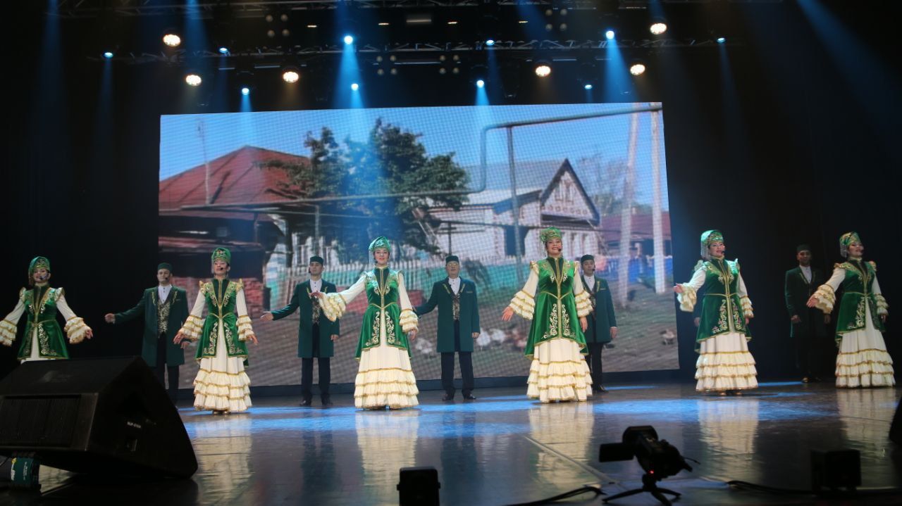 «Агыйдел» Дәүләт җыр һәм бию ансамбле концертыннан фоторепортаж