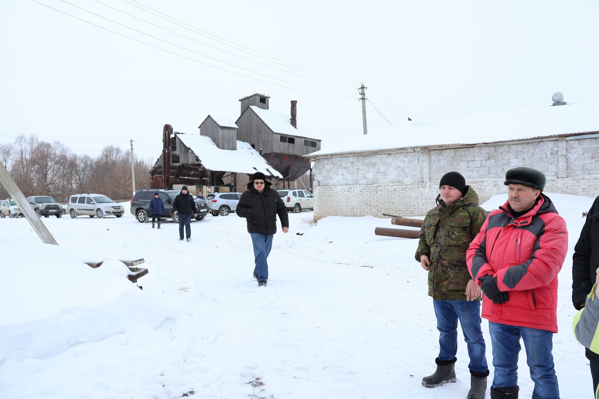 Бүген «Таң» хуҗалыгының эшчәнлегенә багышланган киңәшмә узды