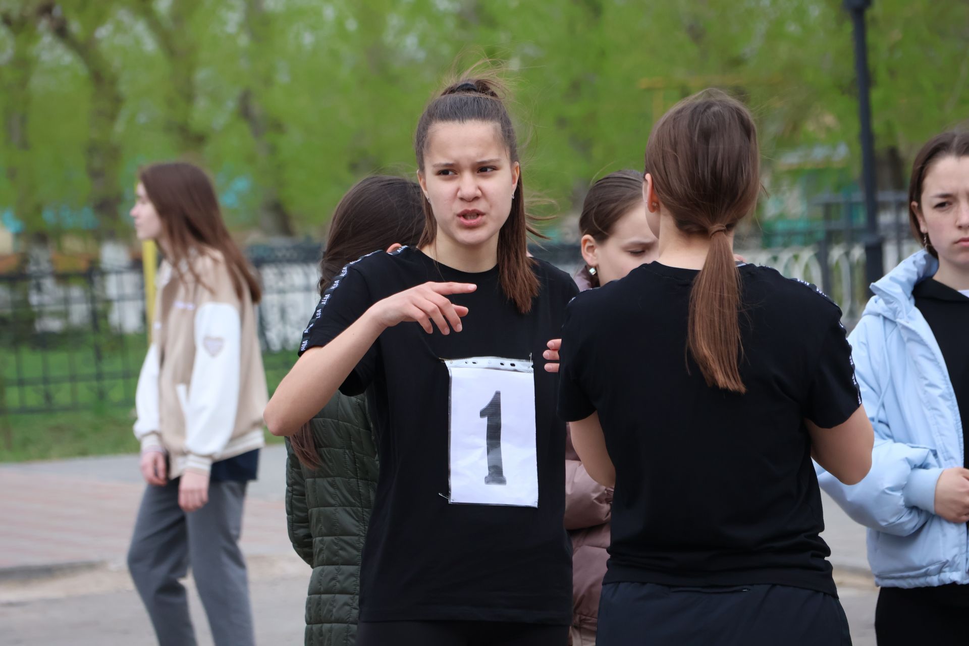 Якташыбыз, дөньякүләм билгеле марафончы Фирая Солтанова-Жданова кубогын өч мәктәп командасы отты (фоторепортаж)