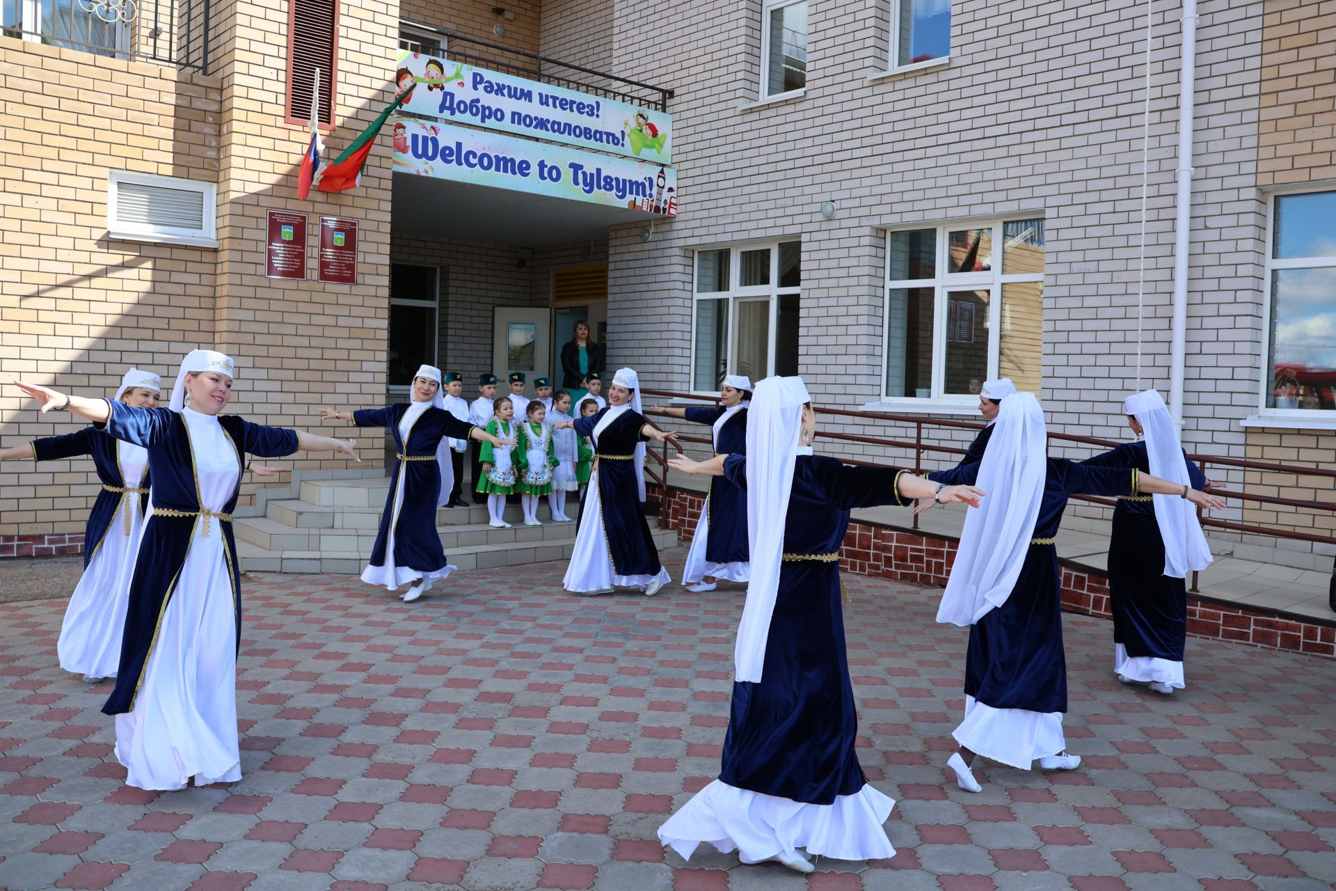 “АК КАЛФАК”НЫҢ КҮЧМӘ УТЫРЫШЫННАН: ЙОЛАЛАР ОНЫТЫЛМАСА, ХАЛЫК ЯШӘР, МИЛЛӘТ БАЛКЫР!