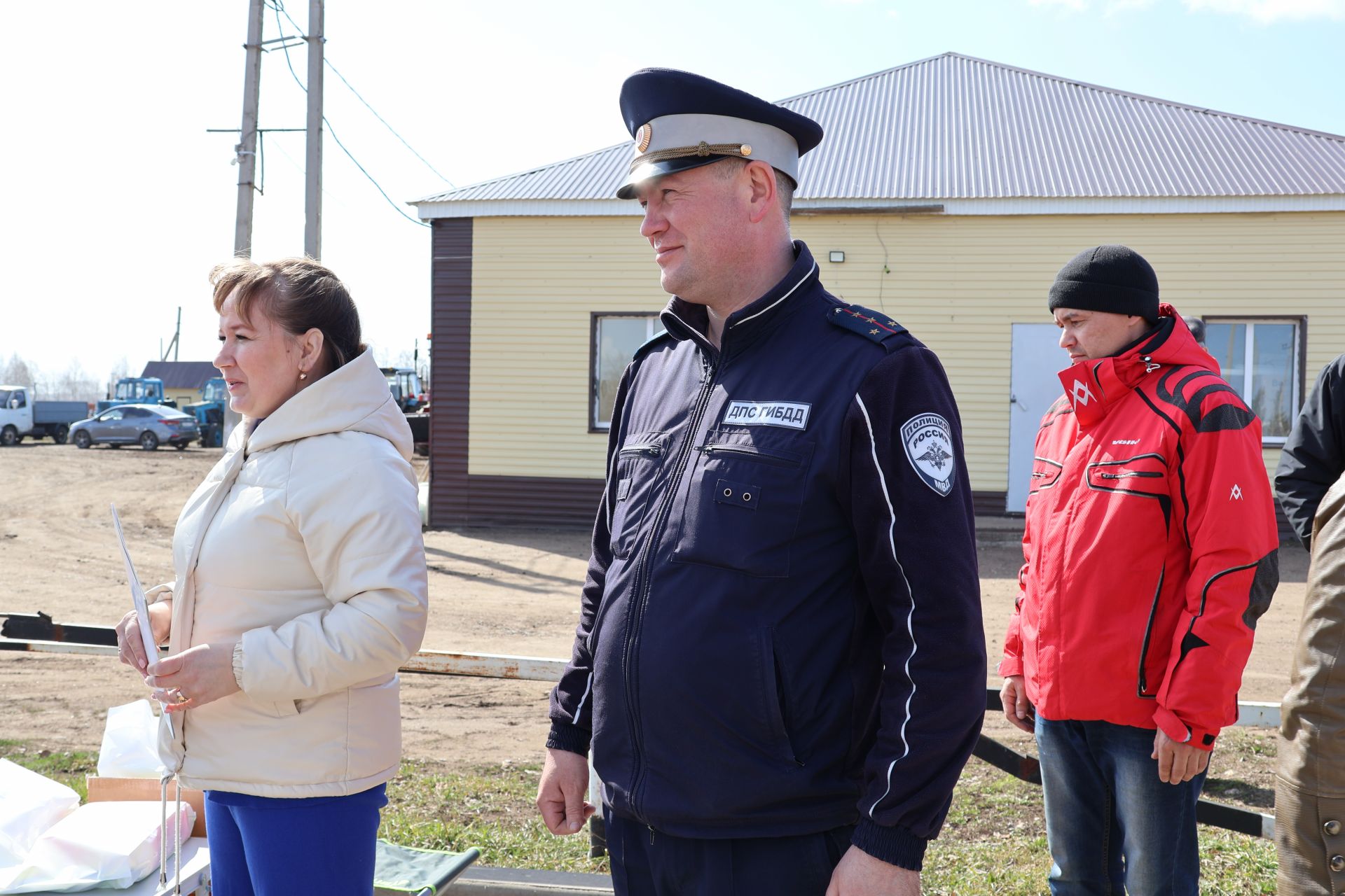 Мөмкинлекләре чикләнмәгән аларның- райондашларыбыз автомобиль йөртүдә осталыкларын сынады  (фотолар)