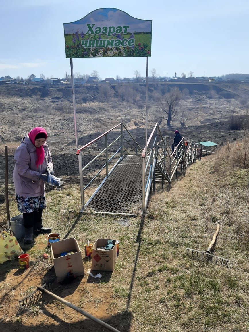 Такталачык халкы бүген зур өмә ясап авылны җыештырды