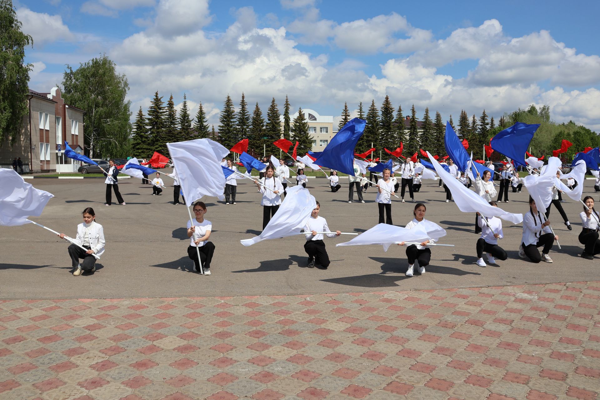 Актанышка «Алдынгылар хәрәкәте»нең Татарстан бүлекчәсе җитәкчесе Тимур Сөләйманов килде (фотолар)