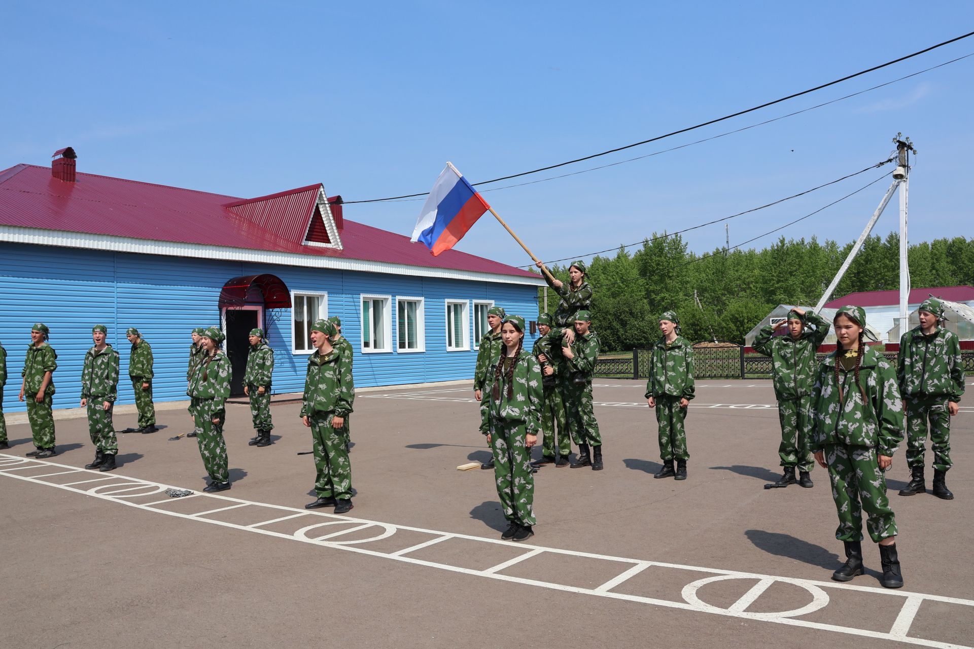 Чик сакчысы Илшат Измайлов кубогына район укучылары многоборьеда көчләрен сыный (фото һәм видео)