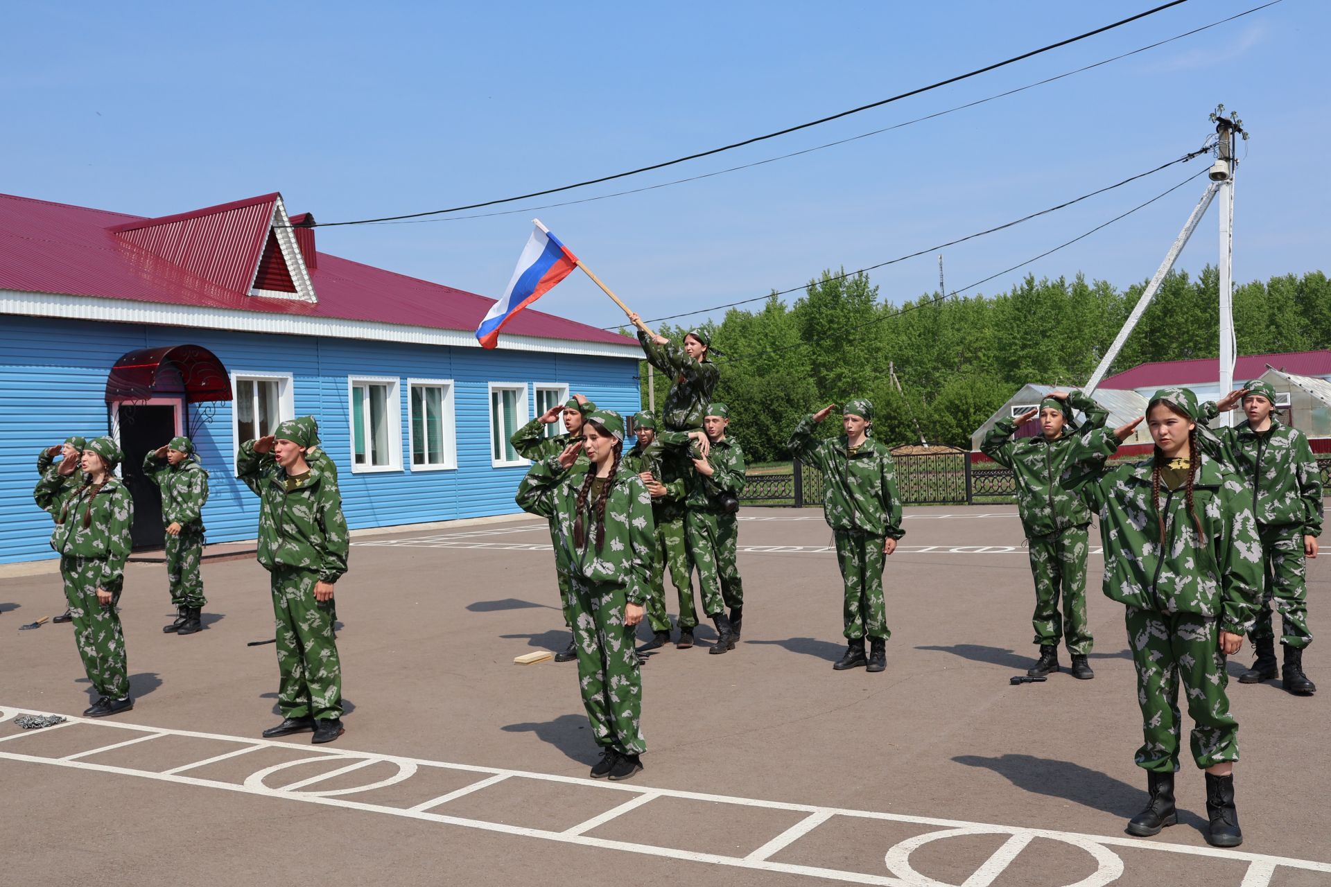 Чик сакчысы Илшат Измайлов кубогына район укучылары многоборьеда көчләрен сыный (фото һәм видео)