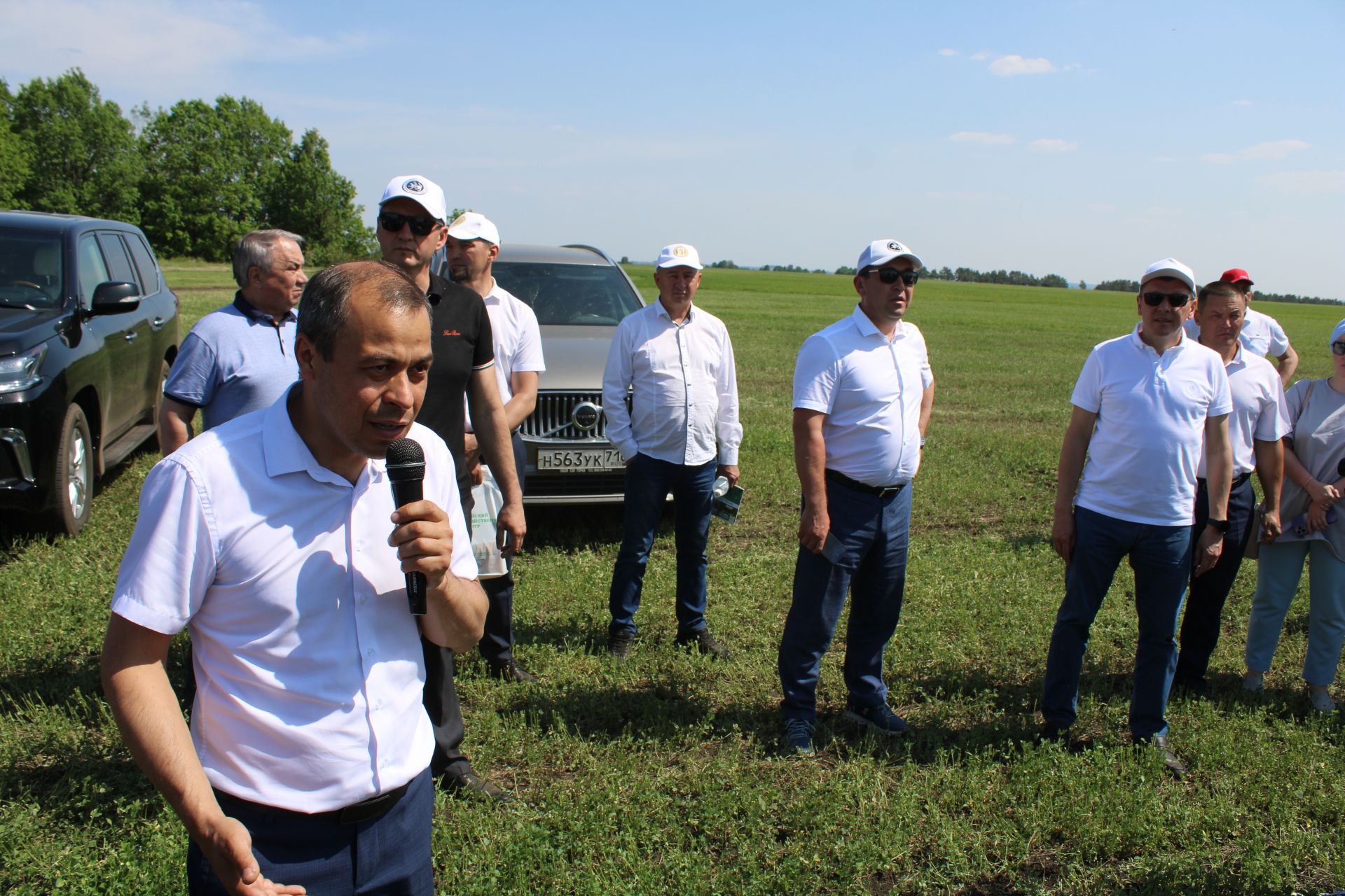 Бүген Актанышта республикакүләм Сенаж көне узды (фотолар)