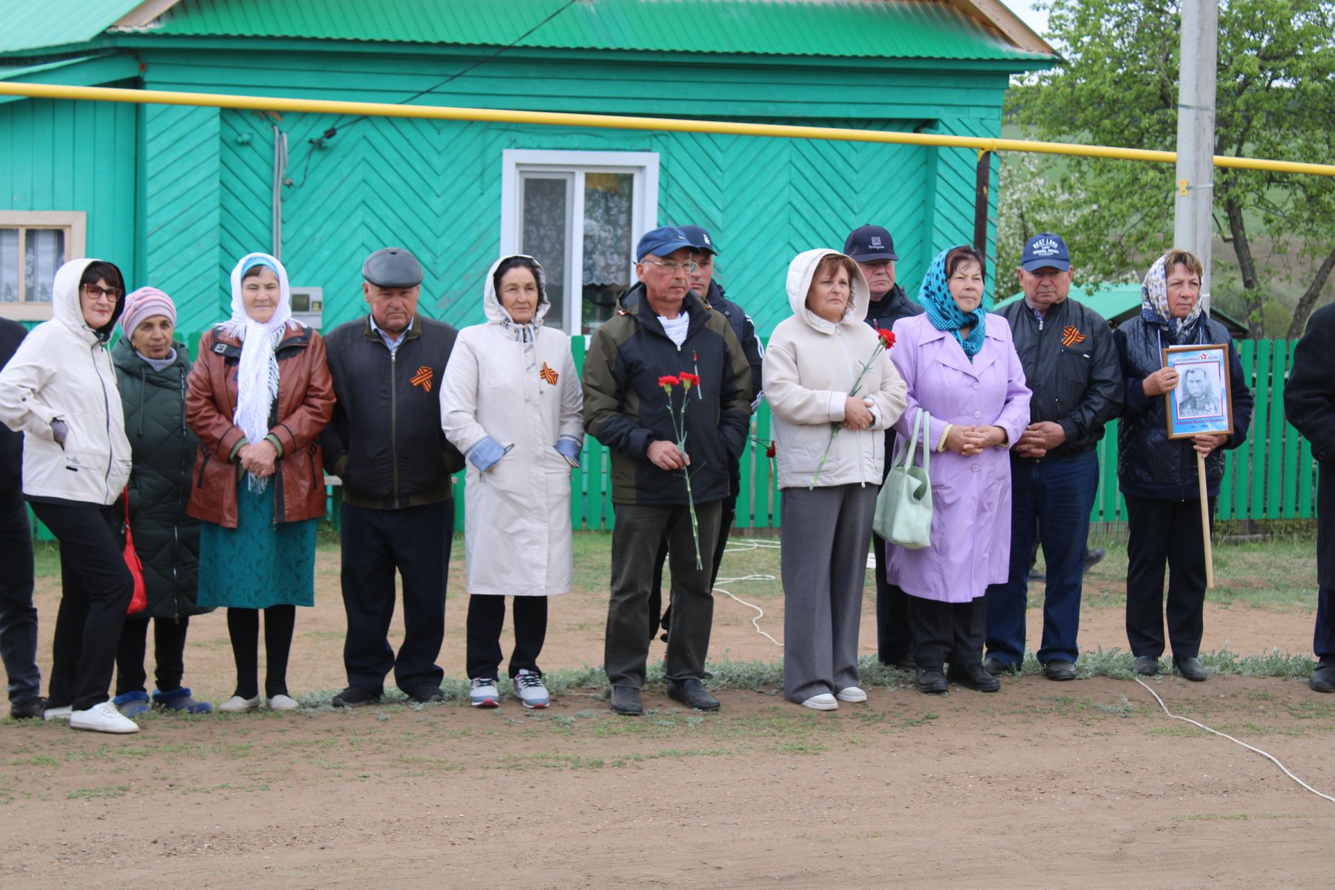 Югары Гәрәй авылында Бөек Ватан сугышы ветераннары истәлегенә һәйкәл-обелиск ачылды (фоторепортаж)