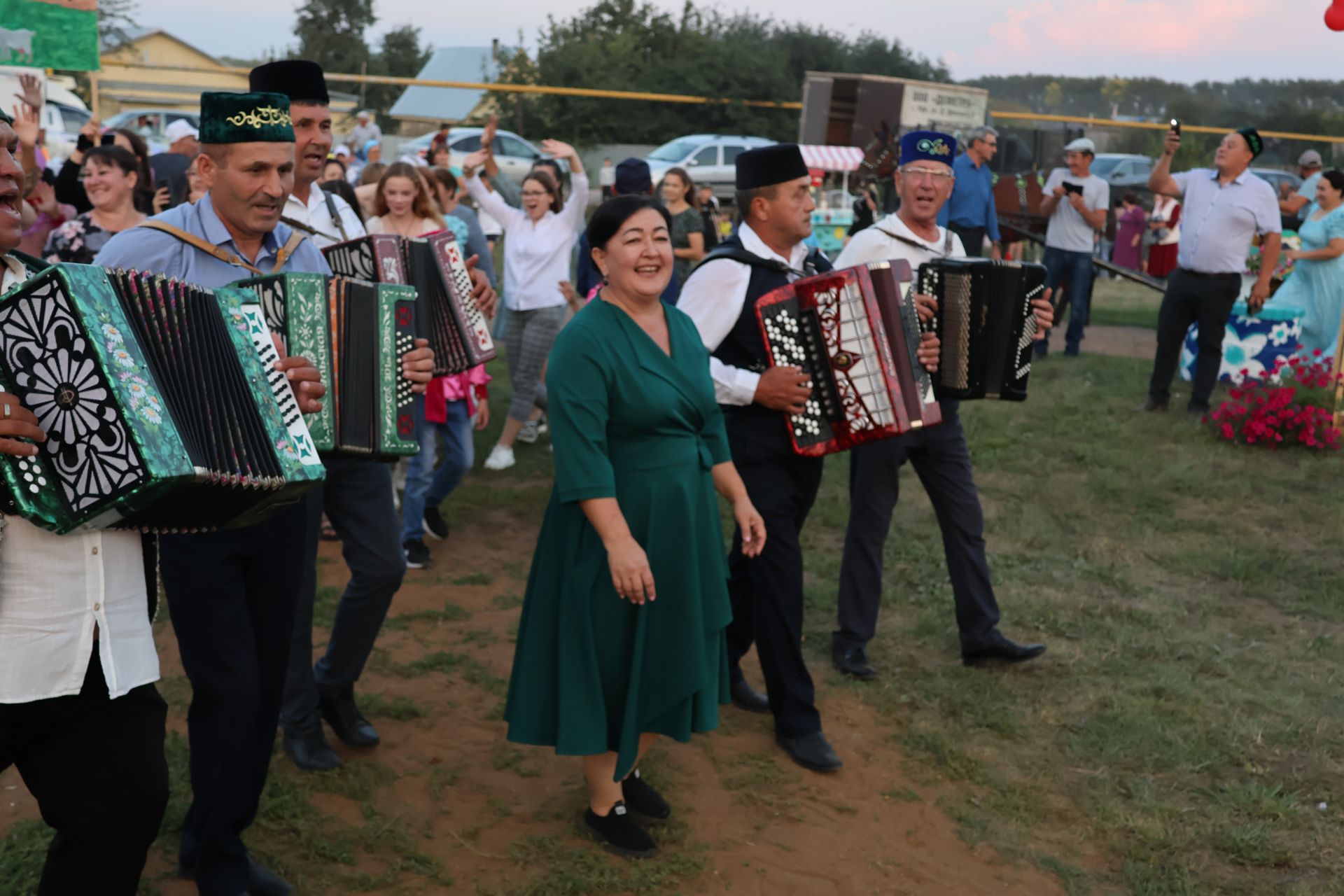 Кировта авыл халкы бердәмлеге сокландыра: Авыл бәйрәменең матурлыгы искиткеч булды