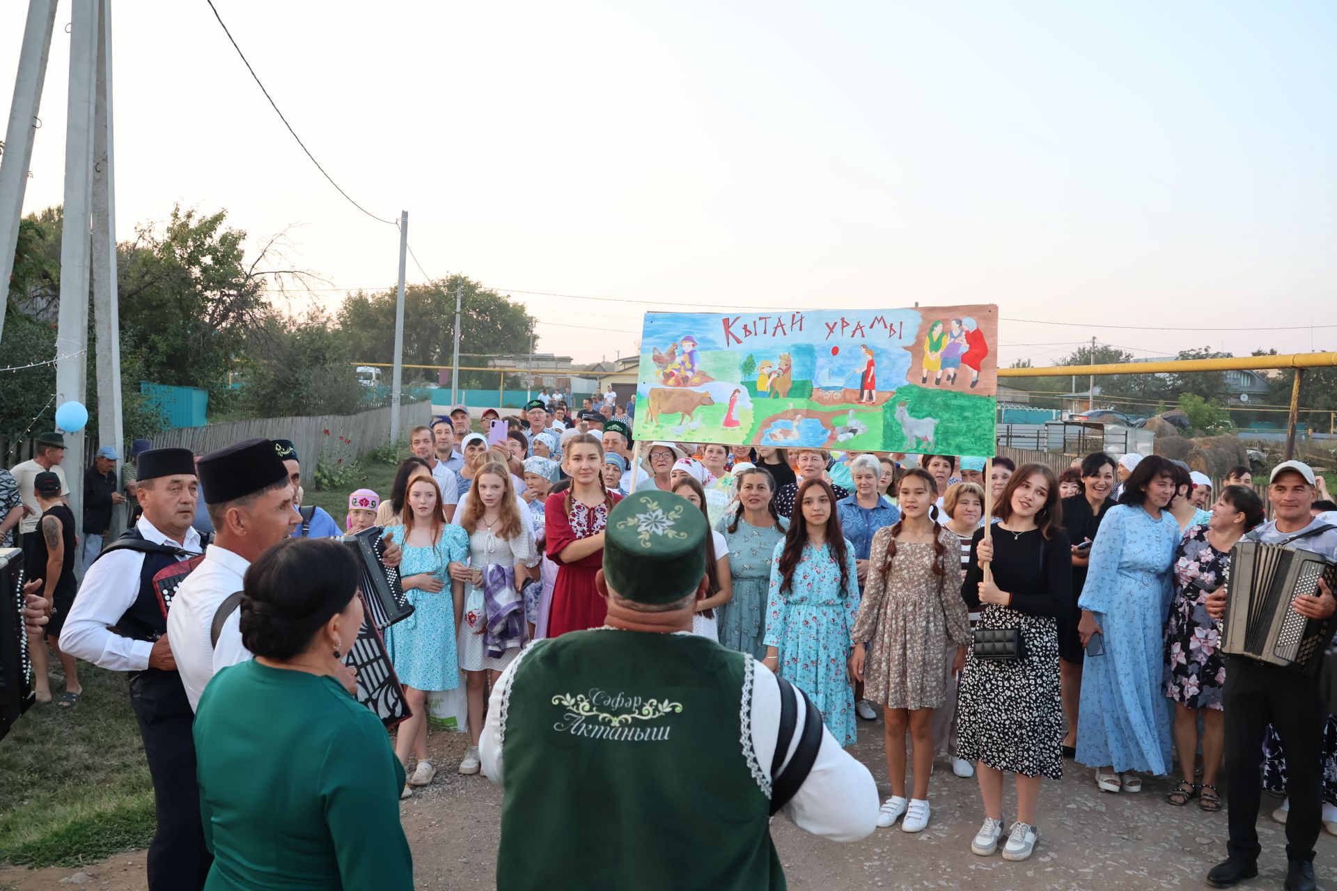 Кировта авыл халкы бердәмлеге сокландыра: Авыл бәйрәменең матурлыгы искиткеч булды