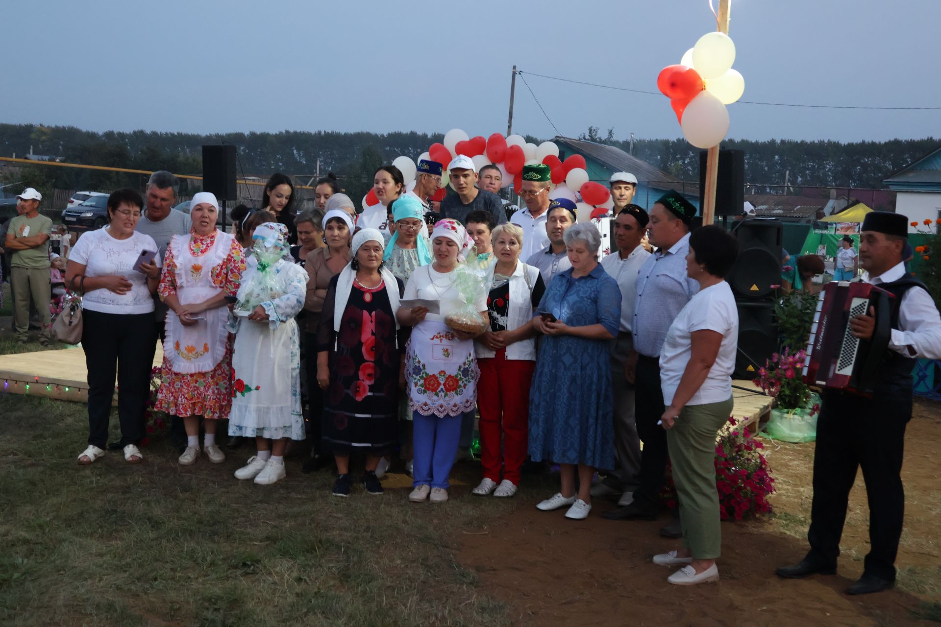 Кировта авыл халкы бердәмлеге сокландыра: Авыл бәйрәменең матурлыгы искиткеч булды