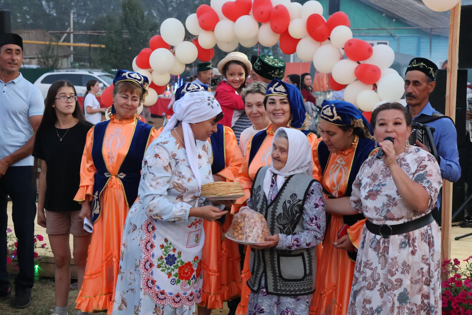 Кировта авыл халкы бердәмлеге сокландыра: Авыл бәйрәменең матурлыгы искиткеч булды