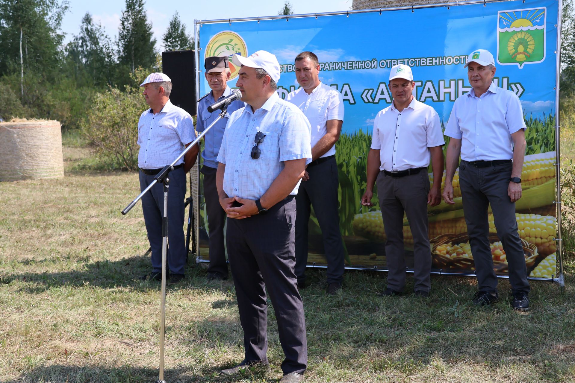 Хезмәте зурың хөрмәте дә зур- «Актаныш» агрофирмасы җитәкчесе алдынгыларны бүләкләде