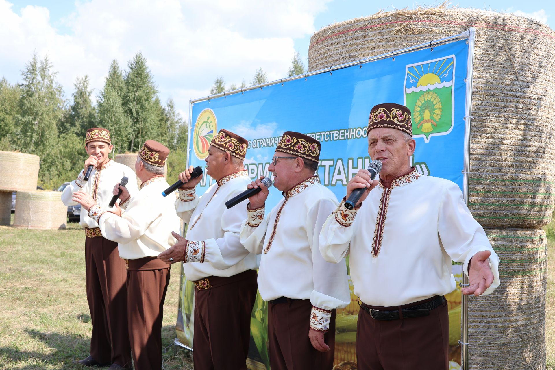 Хезмәте зурың хөрмәте дә зур- «Актаныш» агрофирмасы җитәкчесе алдынгыларны бүләкләде