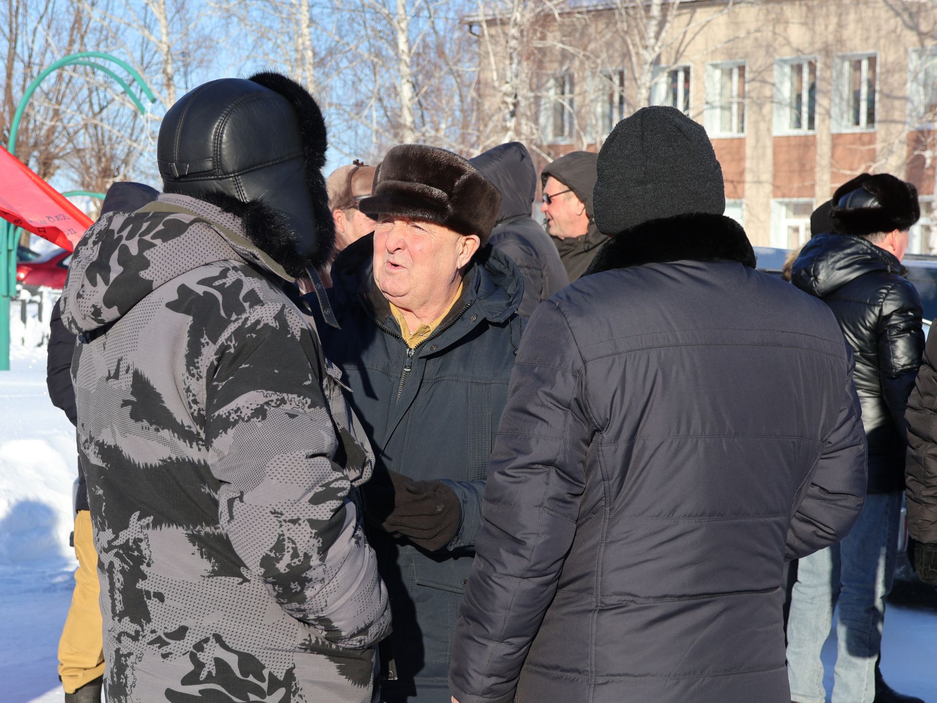 Районыбызның Җиңү паркында Әфганстаннан Совет гаскәрләре чыгарылуга 35 ел тулуга багышланган тантаналы митинг узды