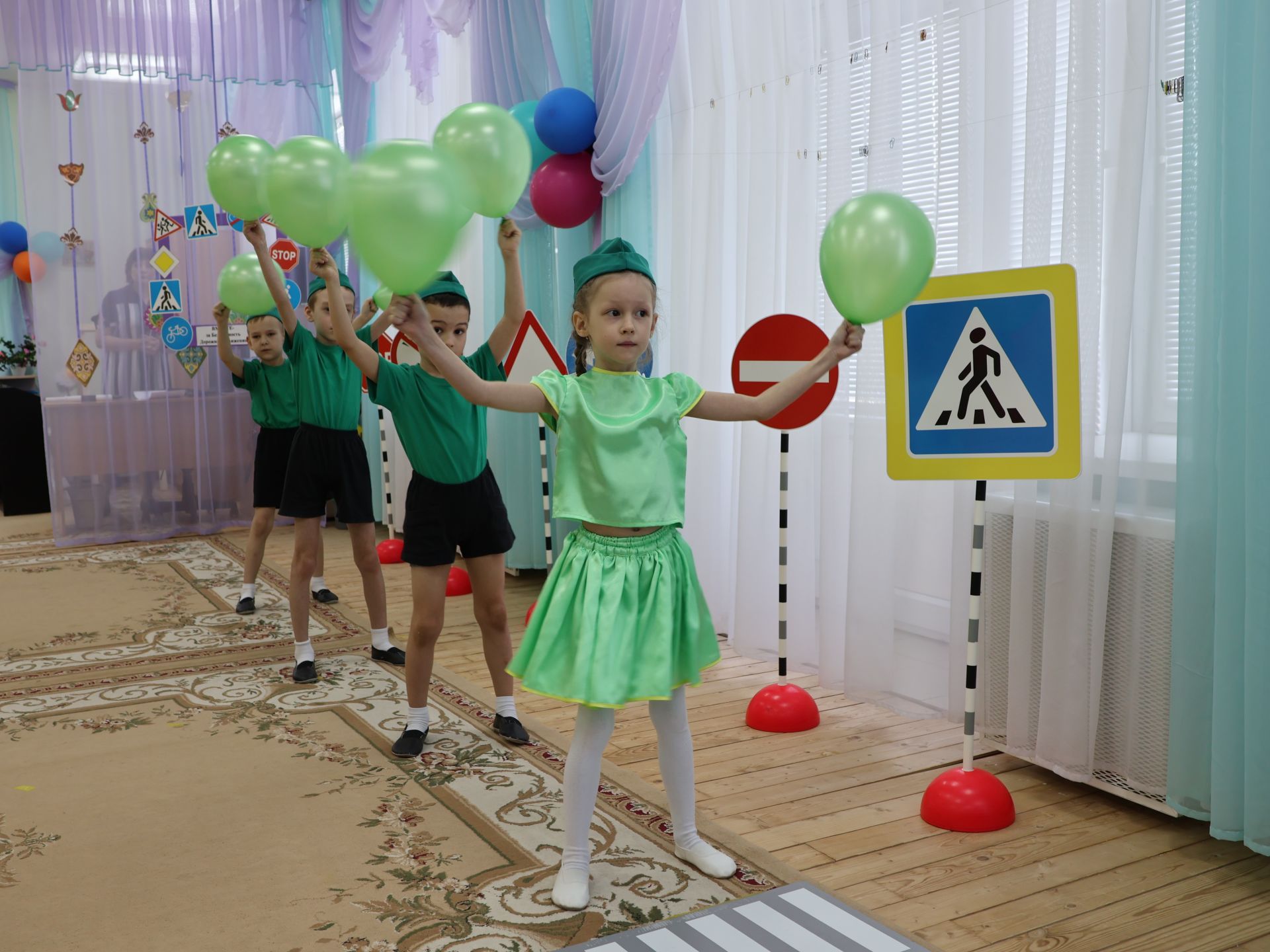 «Яшел ут» бәйгесендә «Каенкай» балалар бакчасы җиңде (+фоторепортаж)