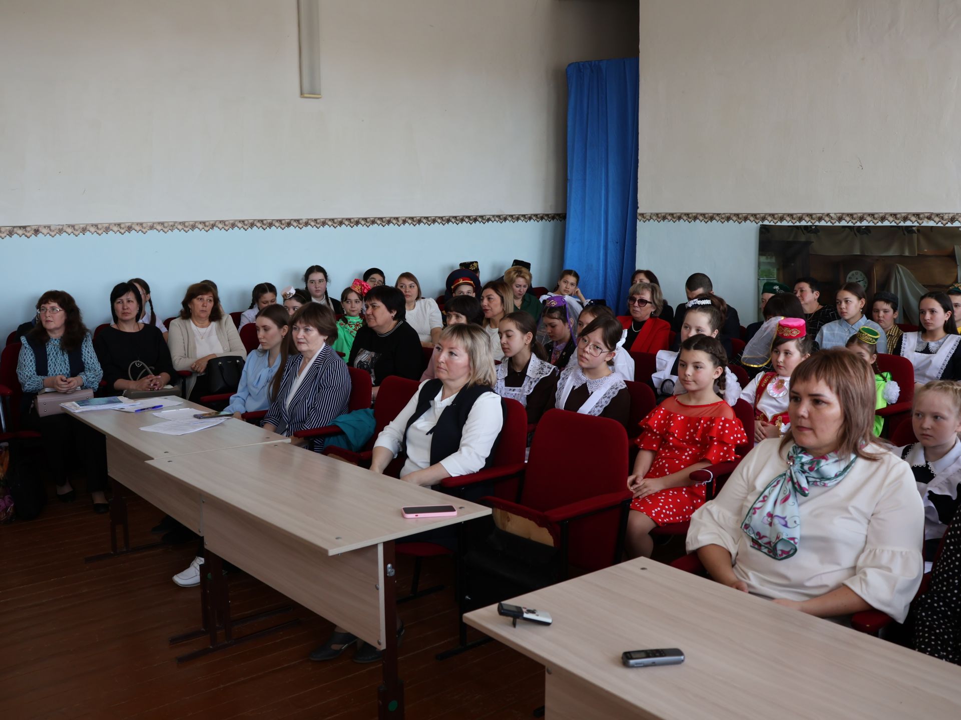 Туган тел аенда: Бүген Яңа Әлем мәктәбендә Габдулла Тукай исемендәге фәнни-гамәли укулар уза