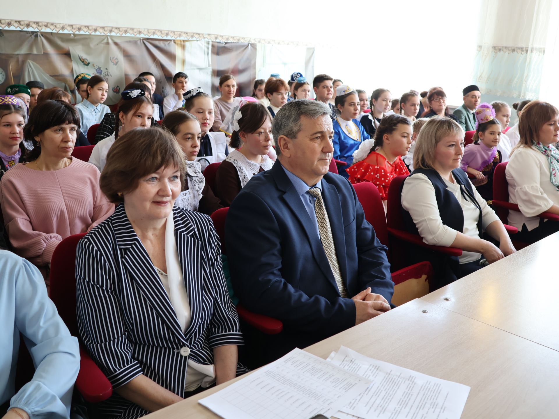 Туган тел аенда: Бүген Яңа Әлем мәктәбендә Габдулла Тукай исемендәге фәнни-гамәли укулар уза