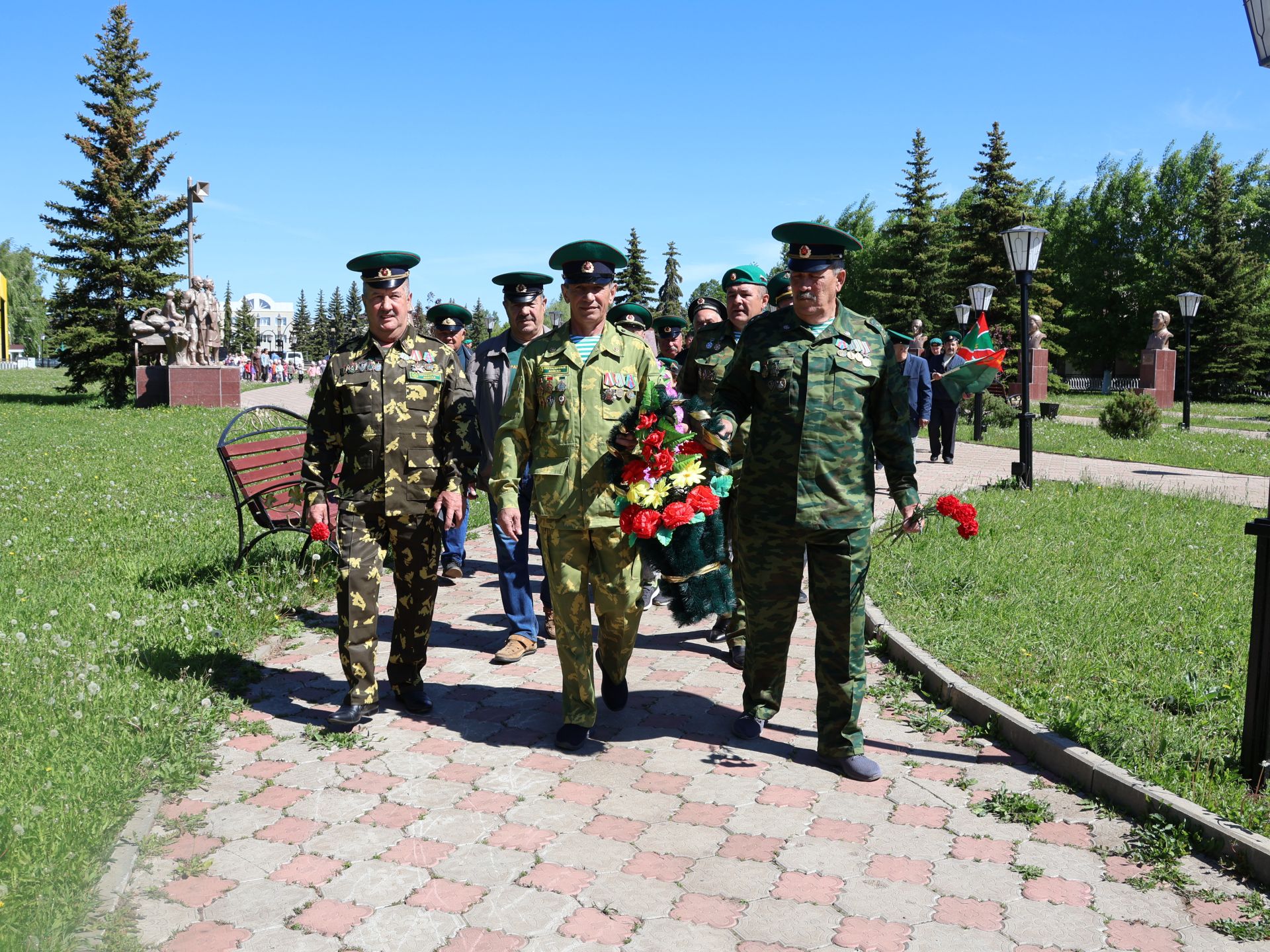 Актанышта узган Бөтенроссия чик сакчылары көненнән безнең фоторепортаж