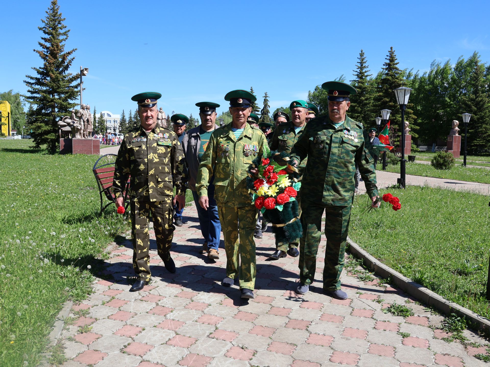 Актанышта узган Бөтенроссия чик сакчылары көненнән безнең фоторепортаж