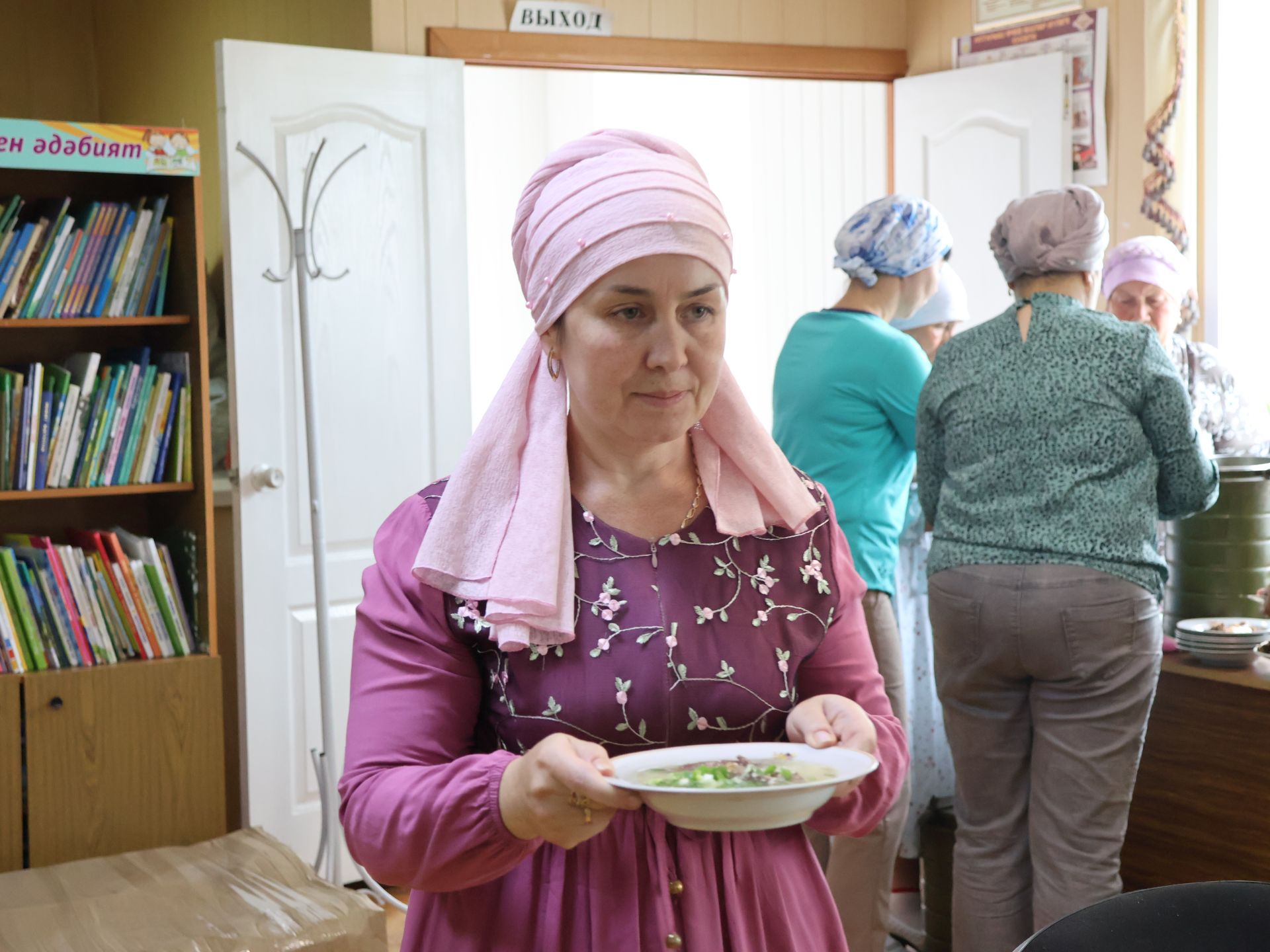 Актанышта райондашларыбыз чалдырган корбан итеннән әзерләнгән аш мәҗлесләре уза