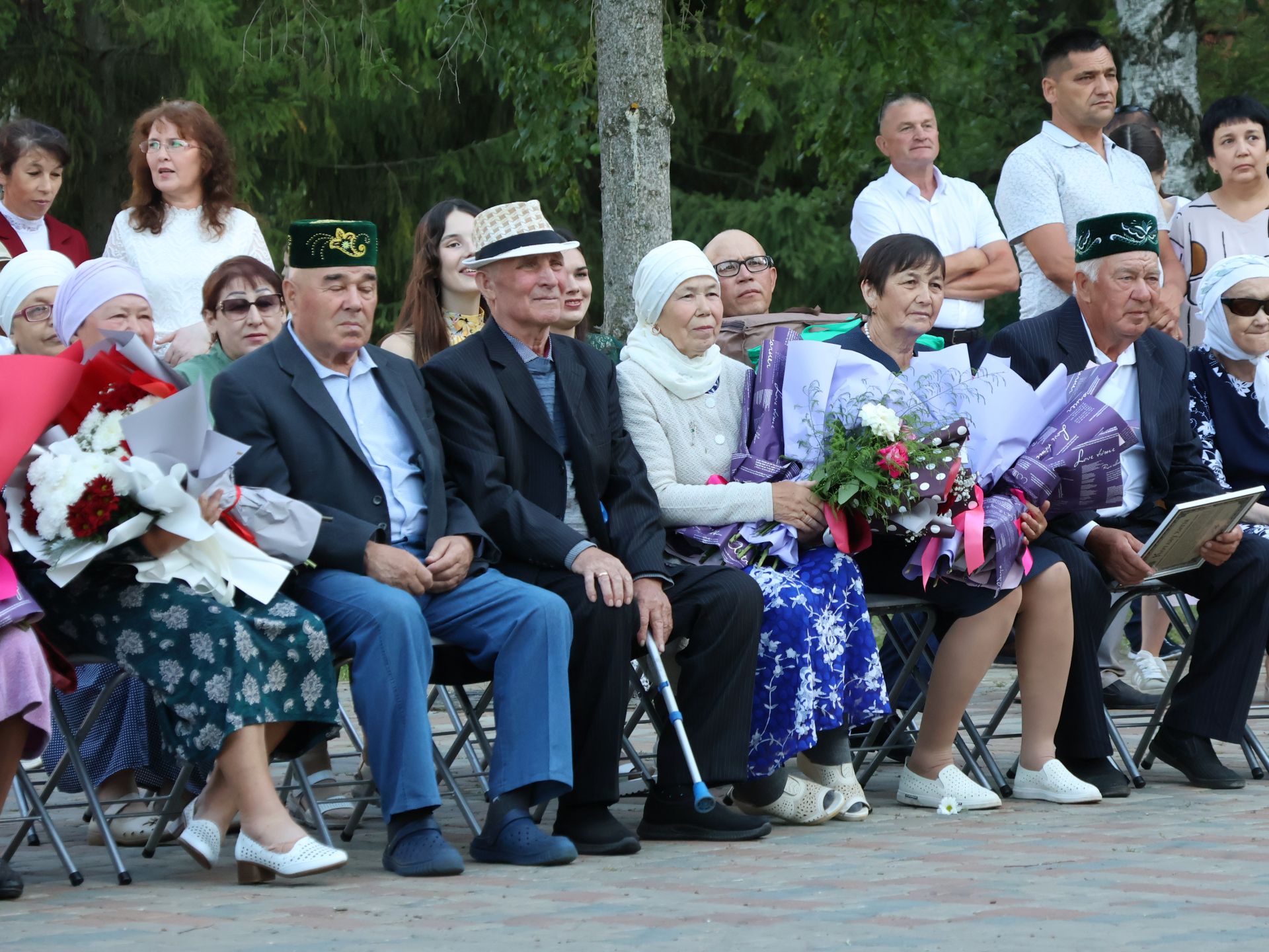 Без әле дә бергә, без әле дә матур: Бүген Актанышта Гаилә, мәхәббәт һәм тугрылык көнендә үрнәк парларны хөрмәтләделәр