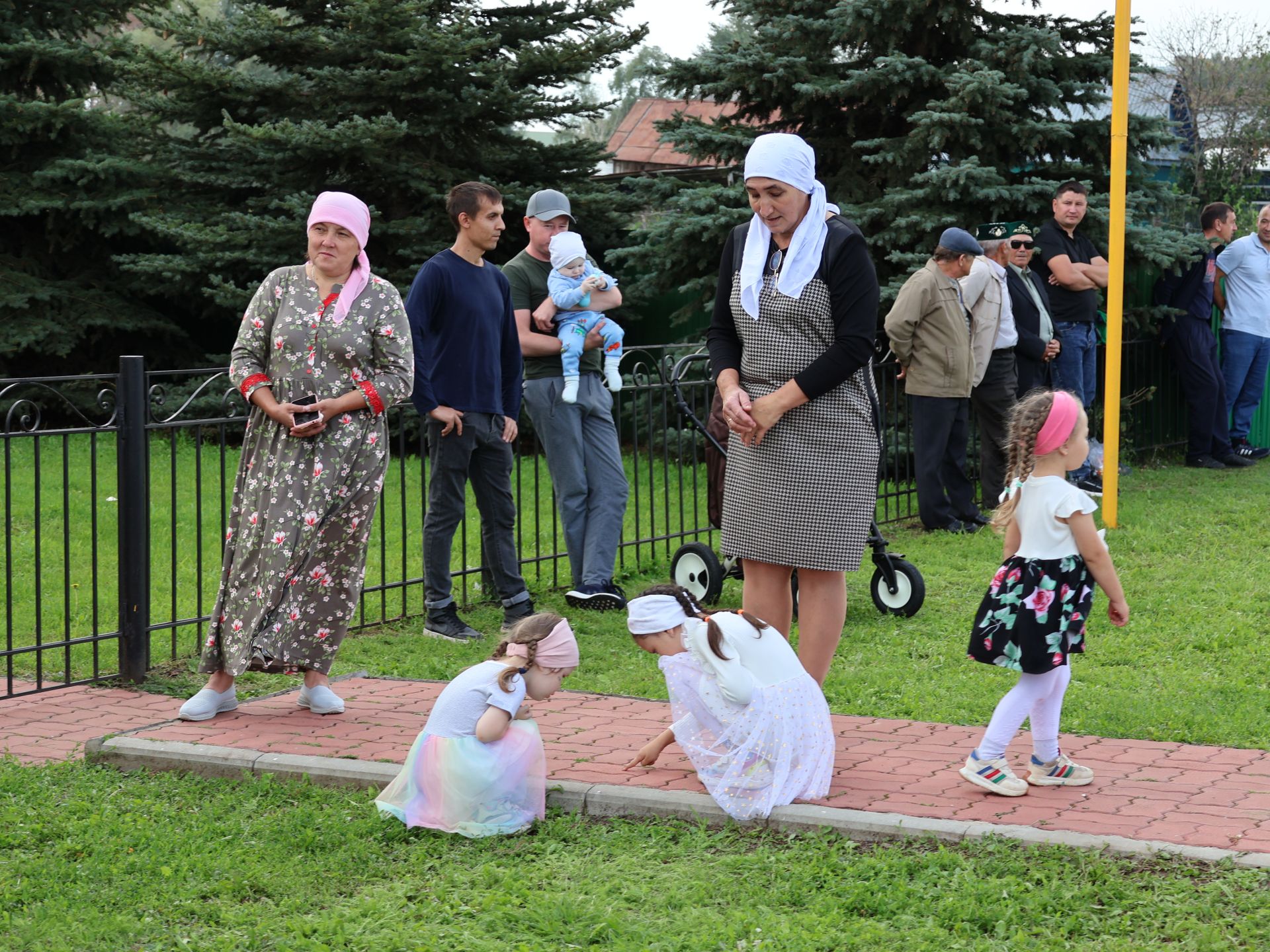 Колында «Гөлчирә» мәчетен төзеткән Альберт Мостафин: 20 ел буена мәчетебездән азан тавышы өзелмәде, киләчәктә дә шулай булсын!