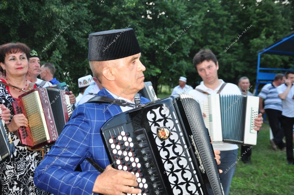 "Актаныш гармуннары"ның моңы бөтен Рәсәйгә таралды