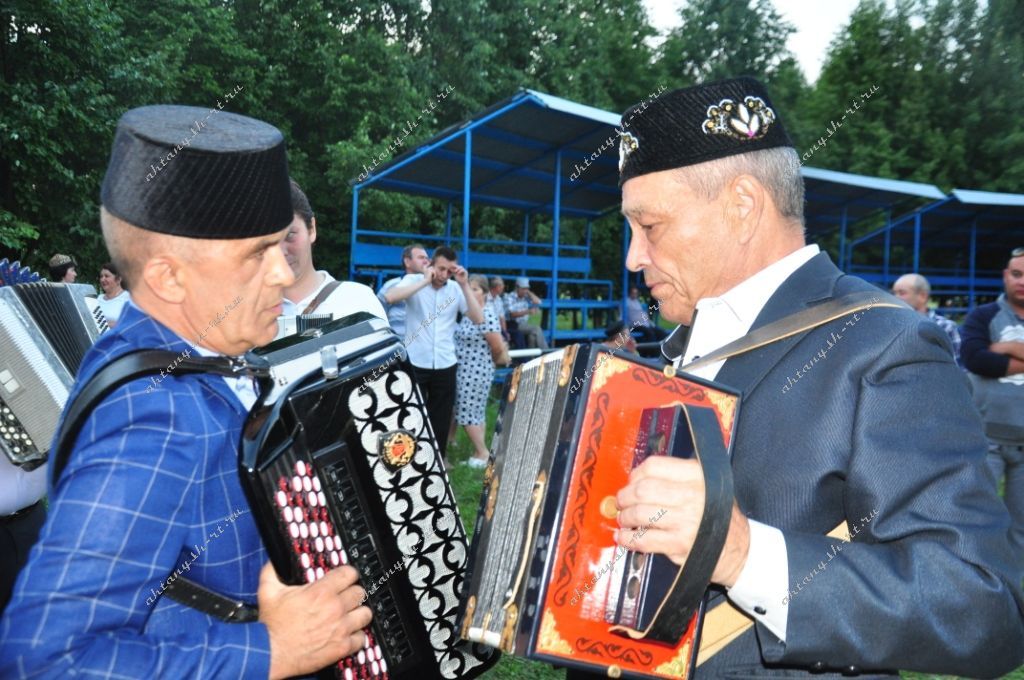 "Актаныш гармуннары"ның моңы бөтен Рәсәйгә таралды