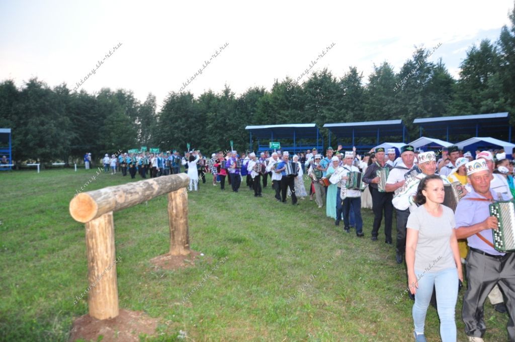 "Актаныш гармуннары"ның моңы бөтен Рәсәйгә таралды