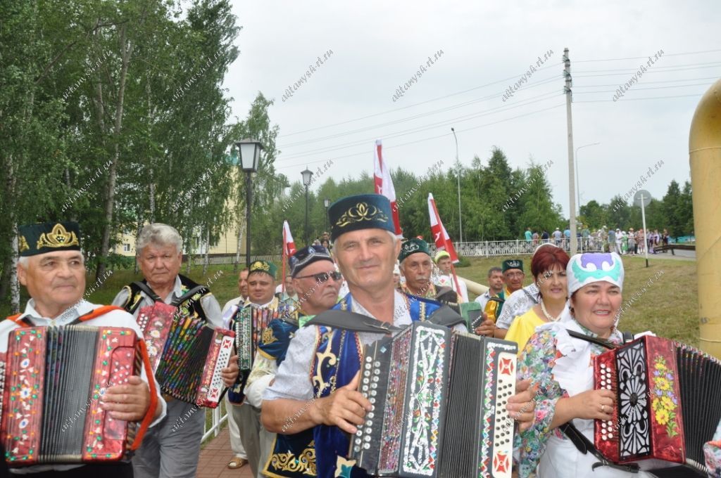 ТАРИХКА ТЕРКӘЛГӘН МИЗГЕЛЛӘР: Ай тотылган төнне Актанышта гармун бәйрәме гөрләде