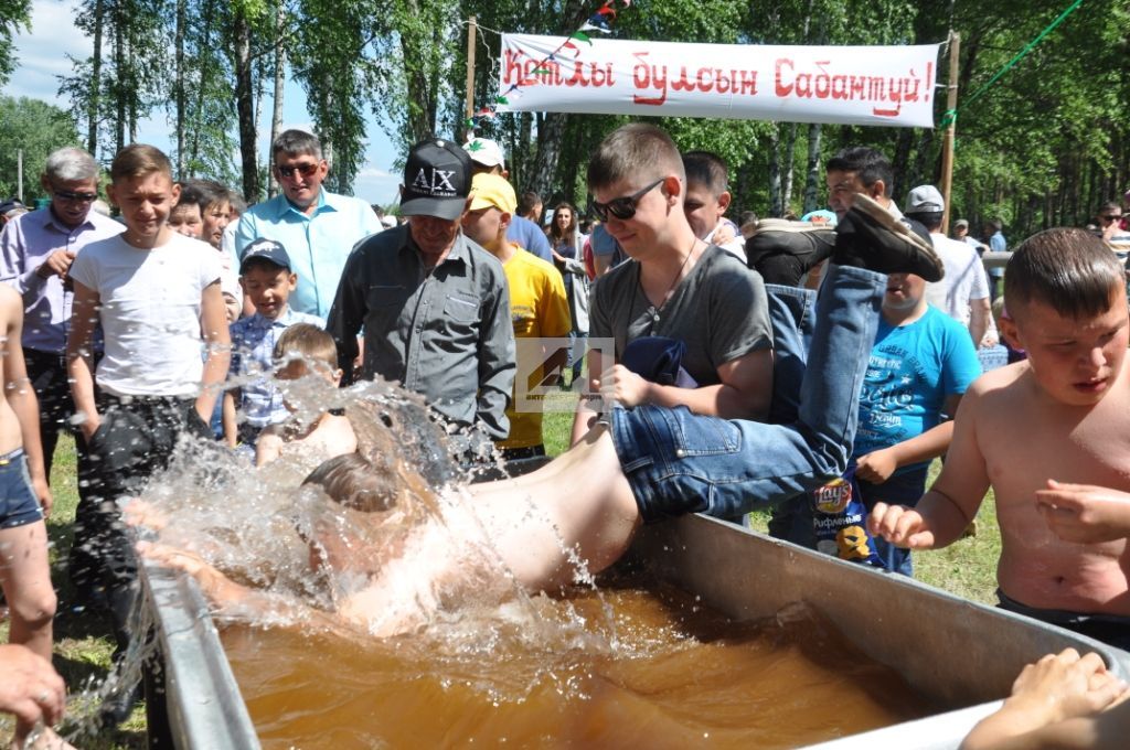 САБАНТУЙ МИЗГЕЛЛӘРЕ: Татар Ямалысы авылында милли бәйрәм (ФОТОРЕПОРТАЖ)