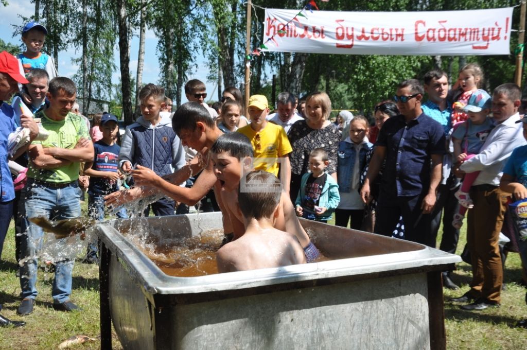 САБАНТУЙ МИЗГЕЛЛӘРЕ: Татар Ямалысы авылында милли бәйрәм (ФОТОРЕПОРТАЖ)