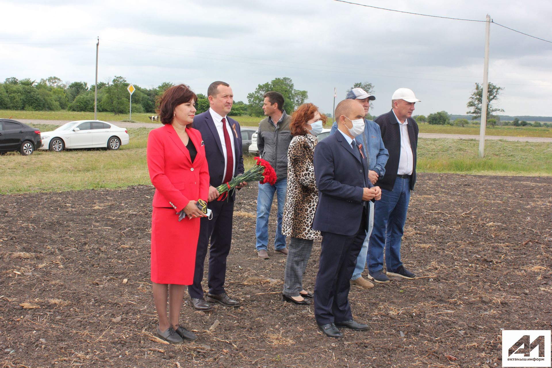 Михайловка авылында өр-яңа обелиск ачылды