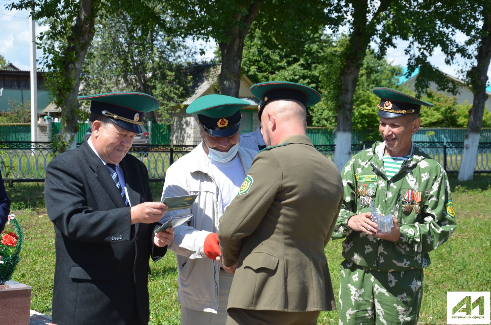 Чик сакчылары һәйкәл ачылу тантанасын билгеләп уздылар