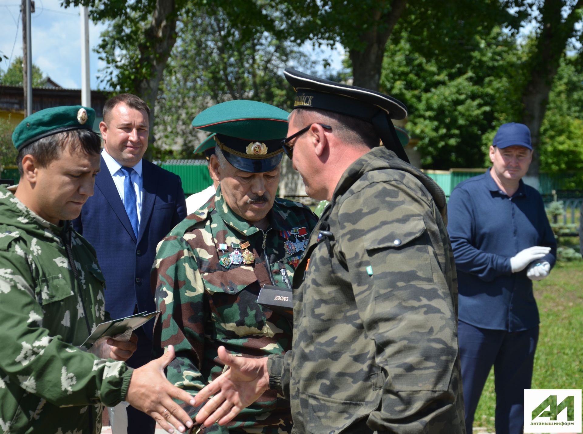 Чик сакчылары һәйкәл ачылу тантанасын билгеләп уздылар