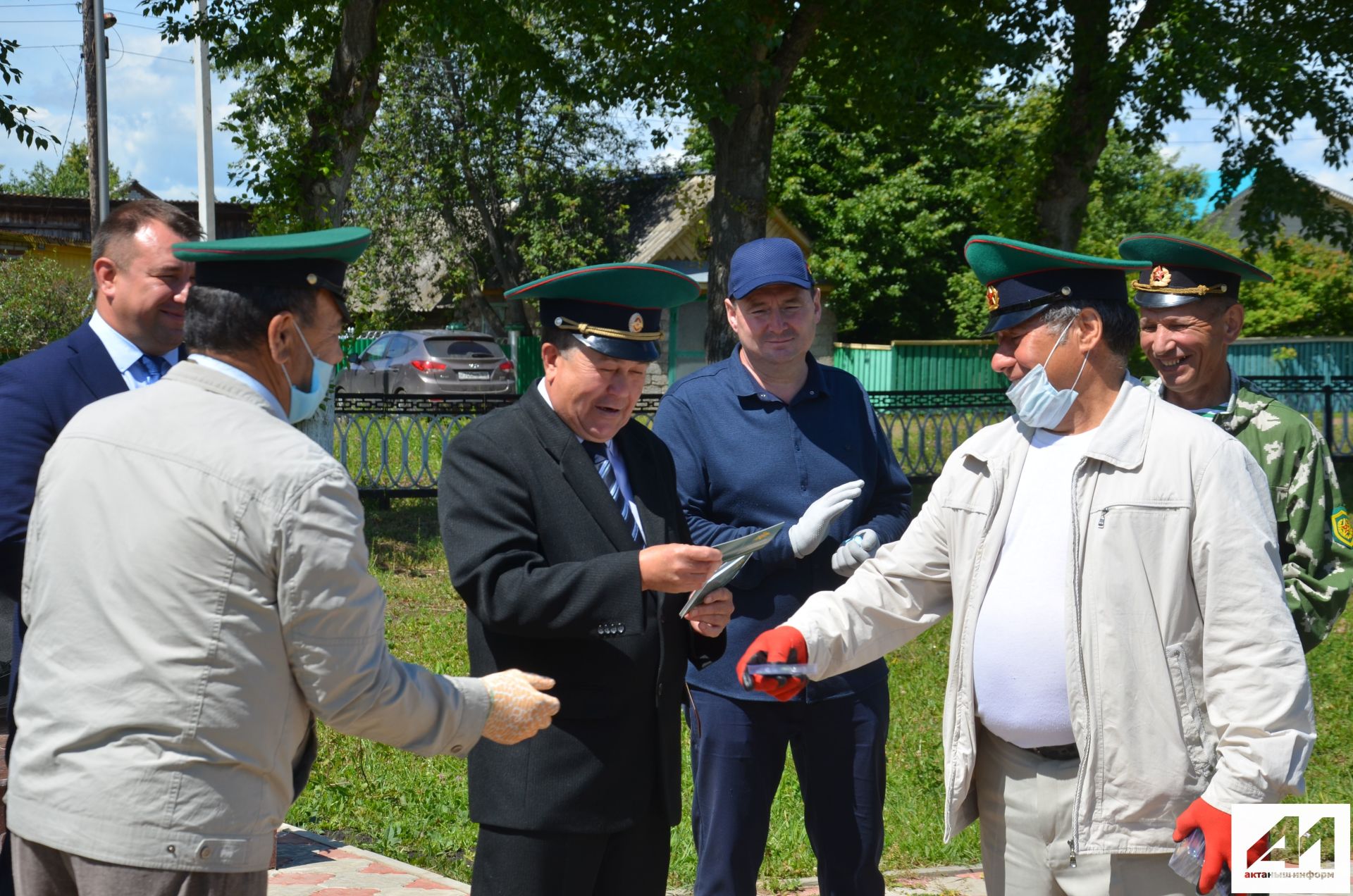 Чик сакчылары һәйкәл ачылу тантанасын билгеләп уздылар