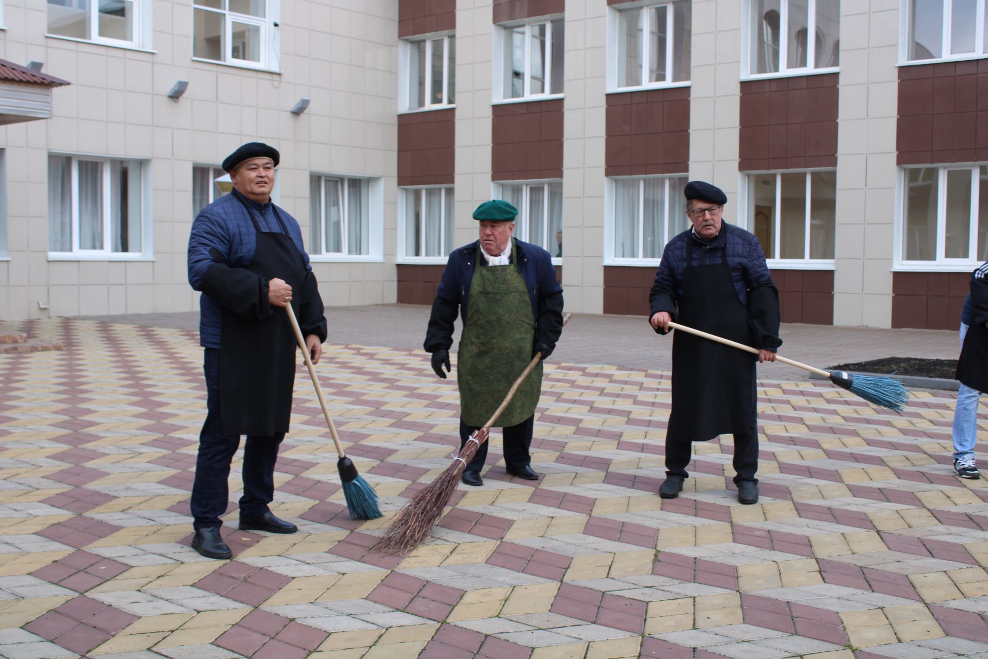 Район мәдәният хезмәткәрләре конференциясеннән безнең фоторепортаж