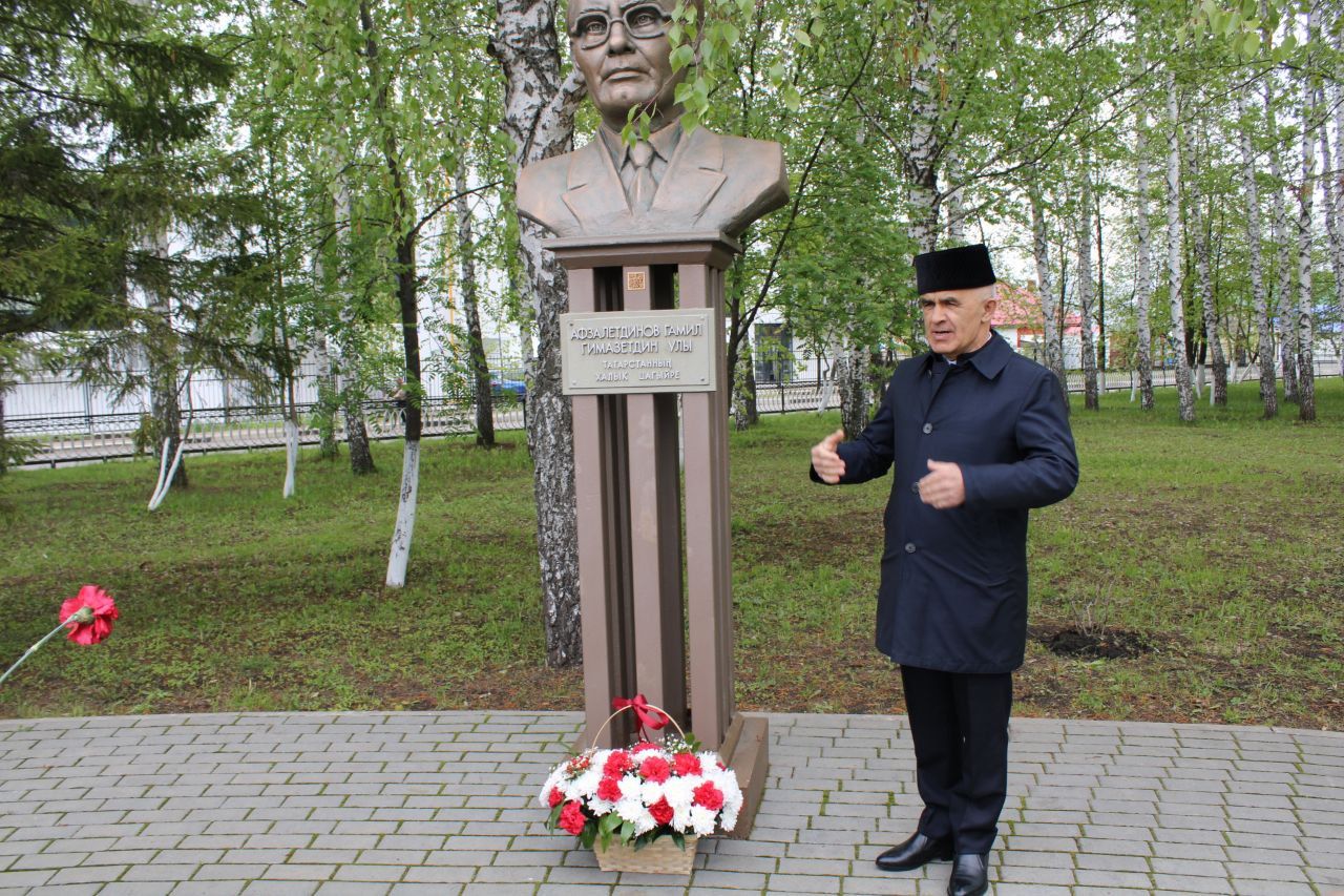 23 майда Актанышта әдәбият һәм сәнгать көннәре кысаларында Гамил Афзал фестивале узды