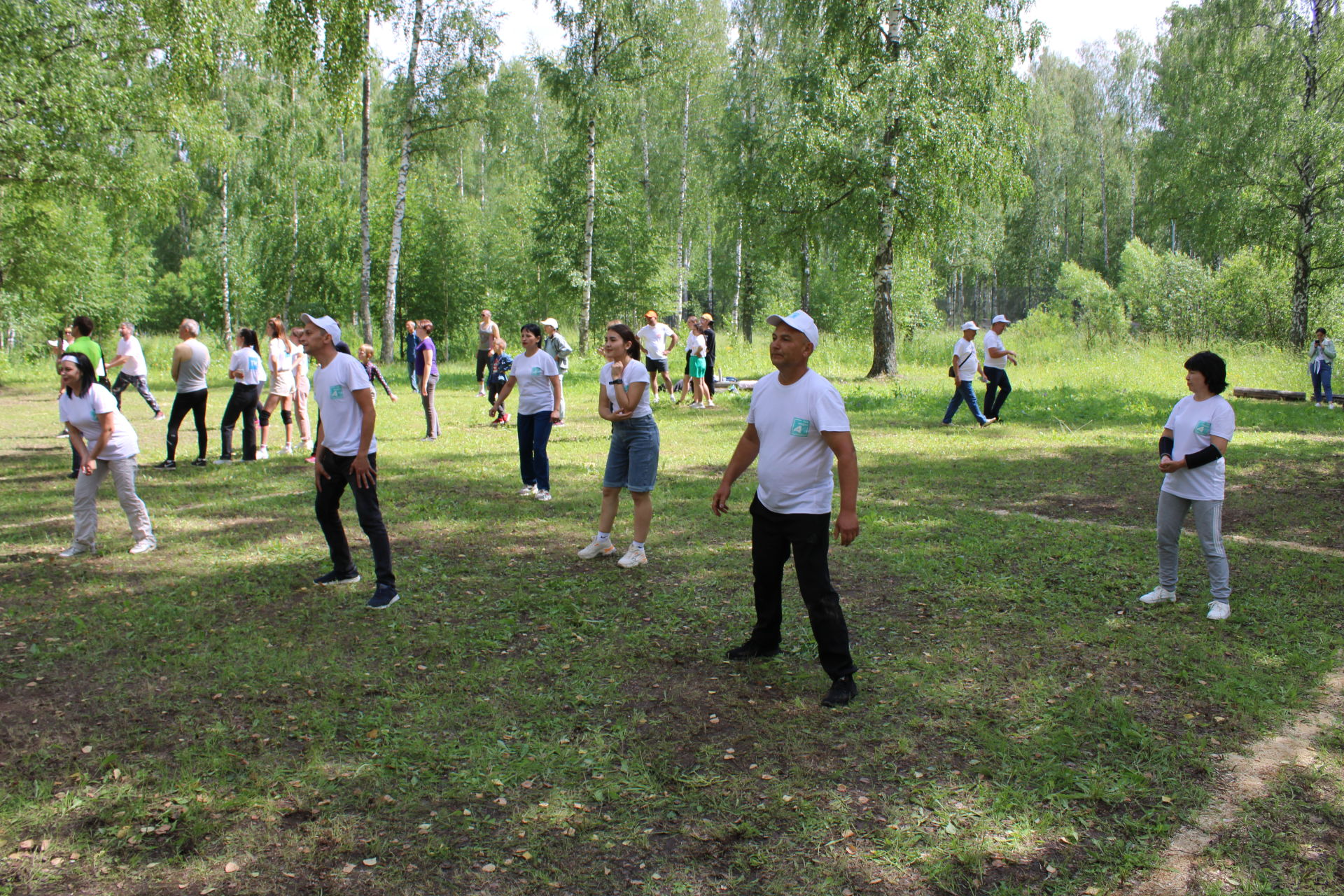 БЕЗНЕҢ ФОТОРЕПОРТАЖ:Саба районында беренче тапкыр "ТАТМЕДИА" АҖ журналистлары сабантуе оештырылды