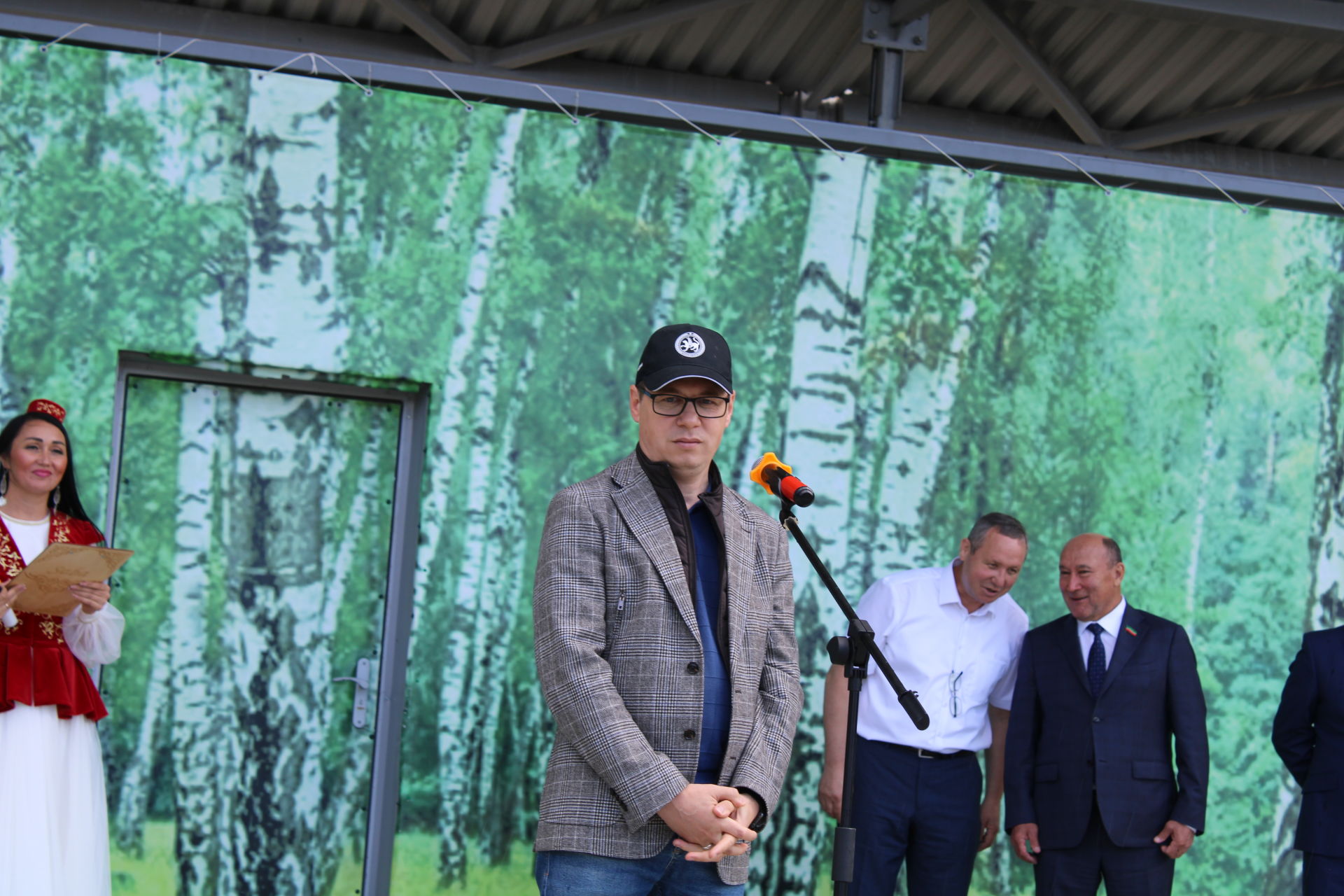 БЕЗНЕҢ ФОТОРЕПОРТАЖ:Саба районында беренче тапкыр "ТАТМЕДИА" АҖ журналистлары сабантуе оештырылды