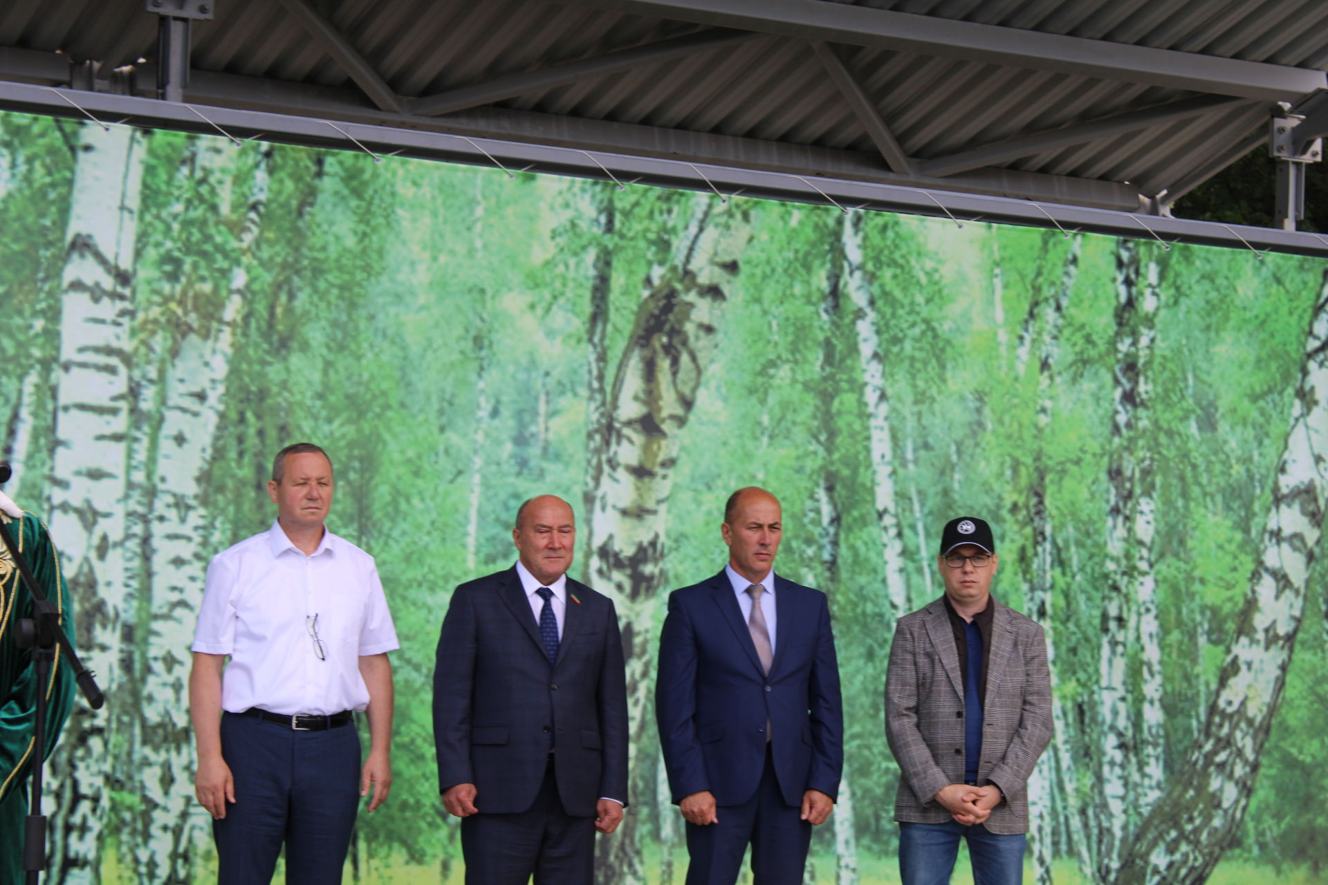 БЕЗНЕҢ ФОТОРЕПОРТАЖ:Саба районында беренче тапкыр "ТАТМЕДИА" АҖ журналистлары сабантуе оештырылды