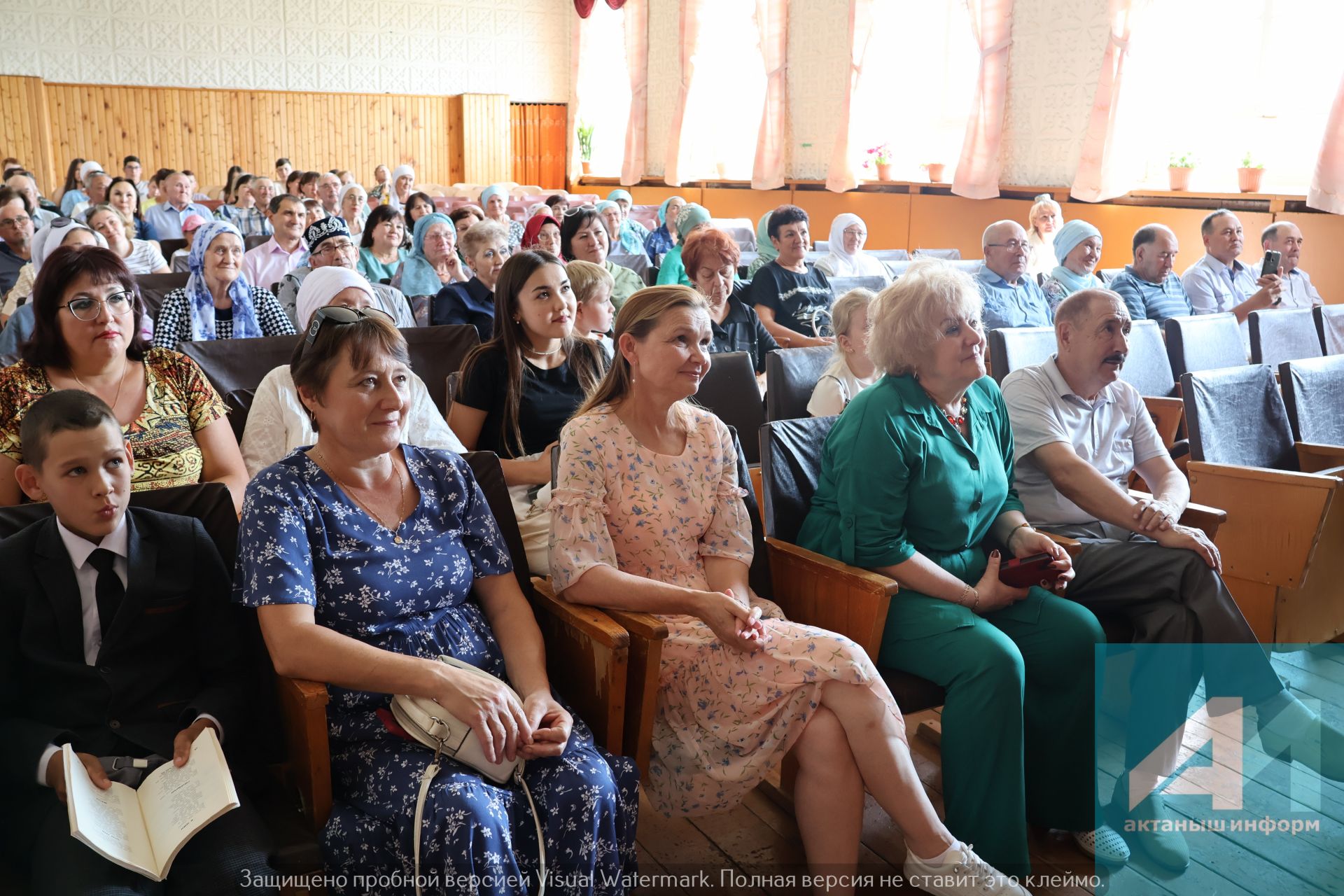 Дибәҗә Каюмованы искә алу чарасыннан фоторепортаж