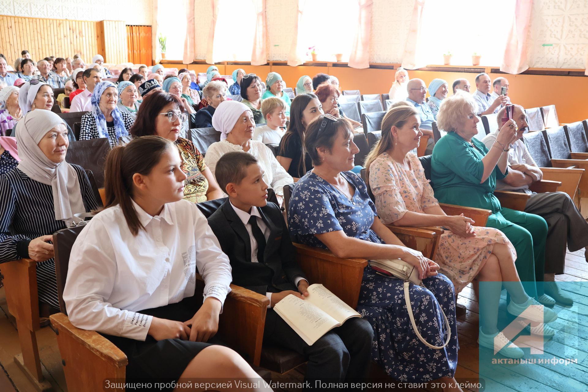 Дибәҗә Каюмованы искә алу чарасыннан фоторепортаж